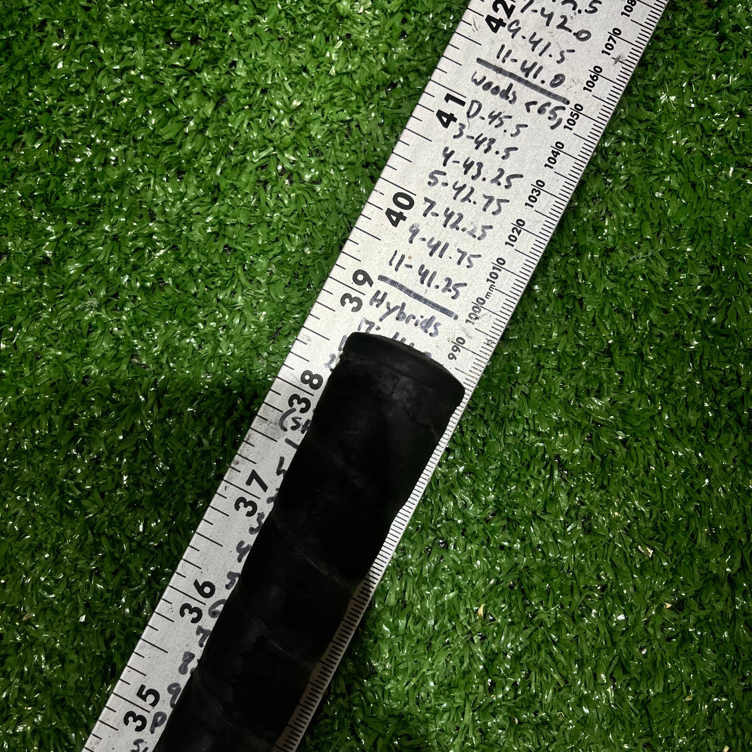 Tommy Armour 4 and 5 Hybrid Graphite Stiff Flex RH