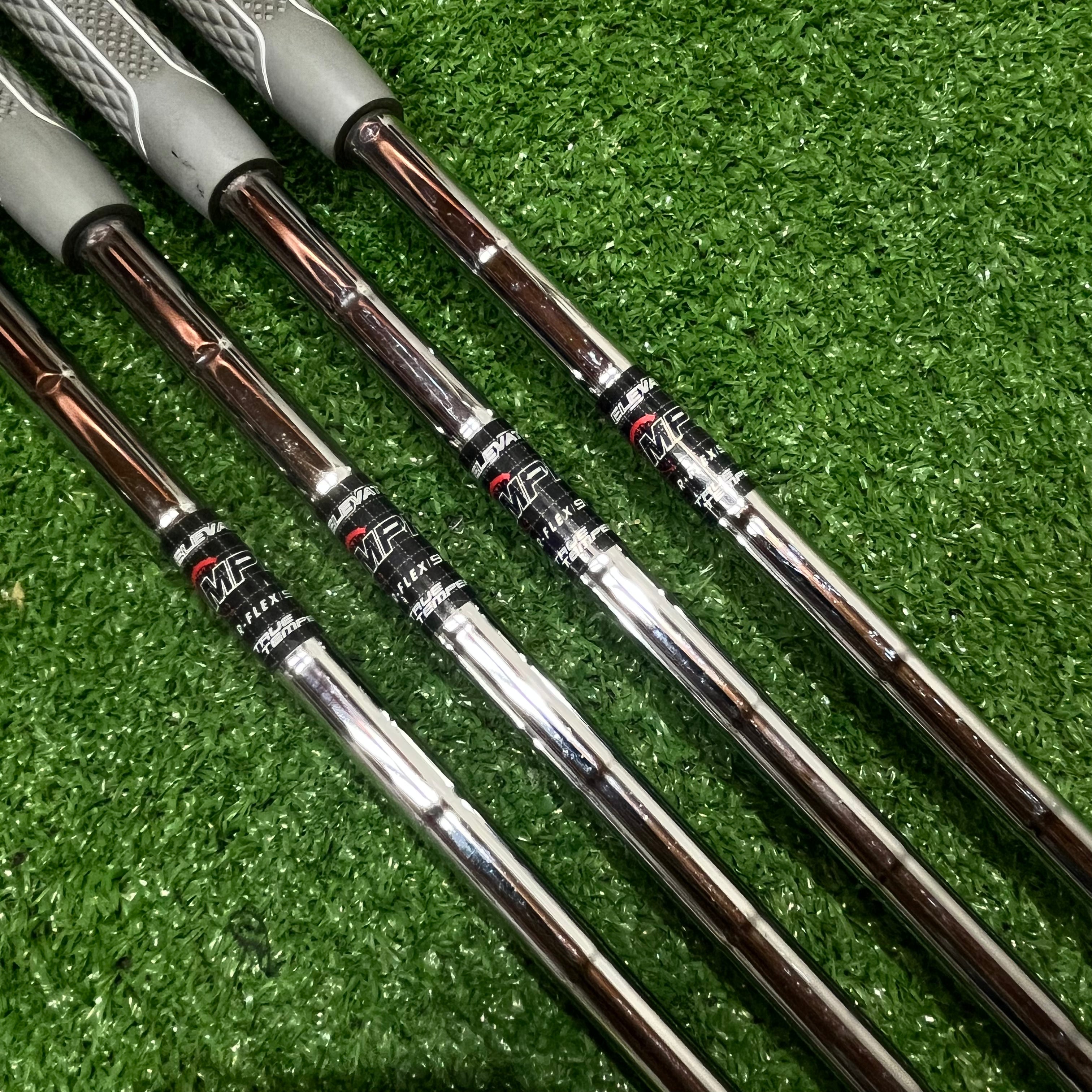 Callaway Rogue ST MAX Iron Set 7-PW Regular Steel RH
