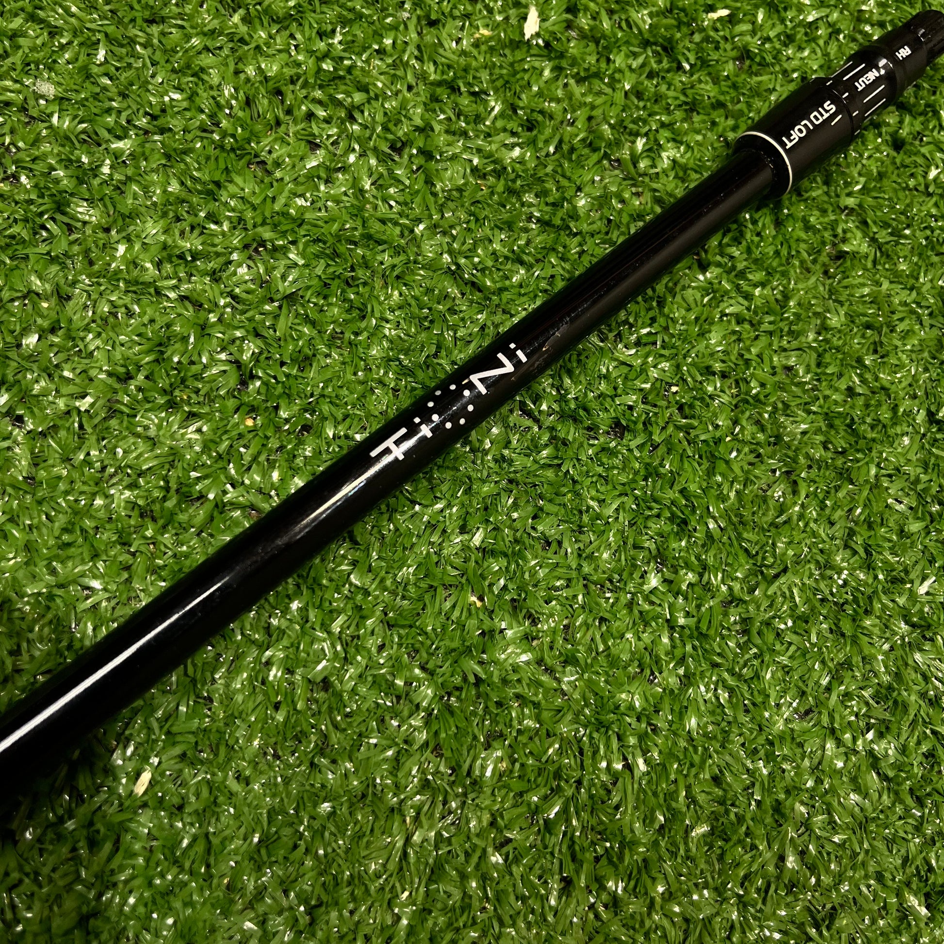 KuroKage 60g X-Stiff Driver Shaft Taylormade Tip