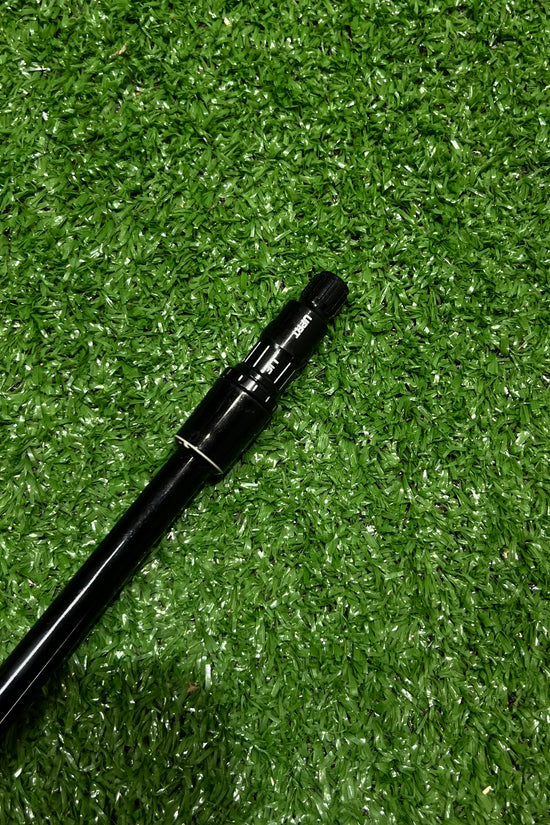 KuroKage 60g X-Stiff Driver Shaft Taylormade Tip