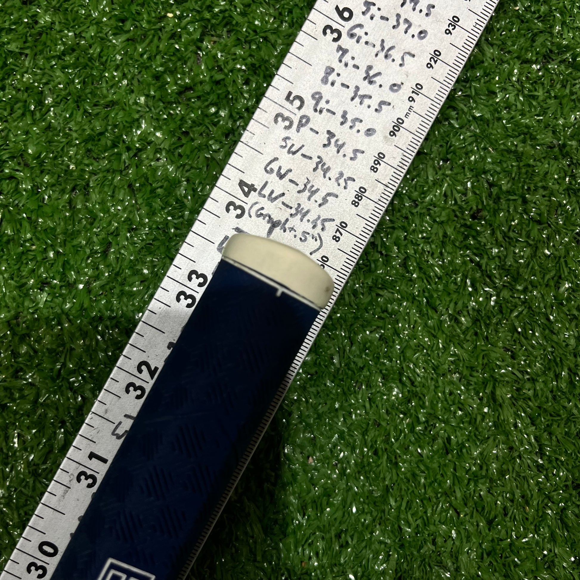 Bettinardi Queen Bee #12 Blade Putter RH