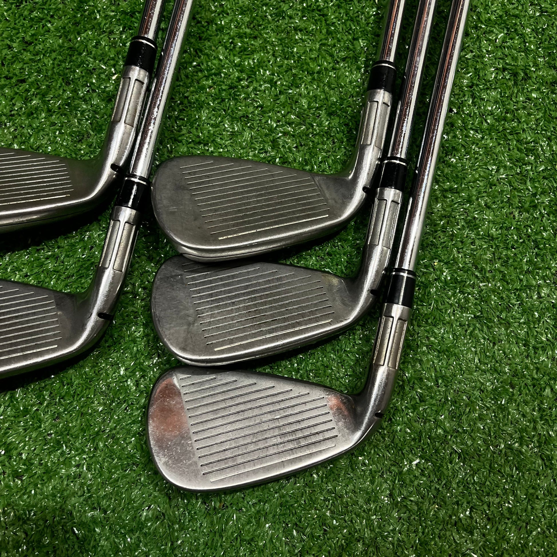 Taylormade M6 Iron Set 6-PW Steel Regular Flex Shafts RH