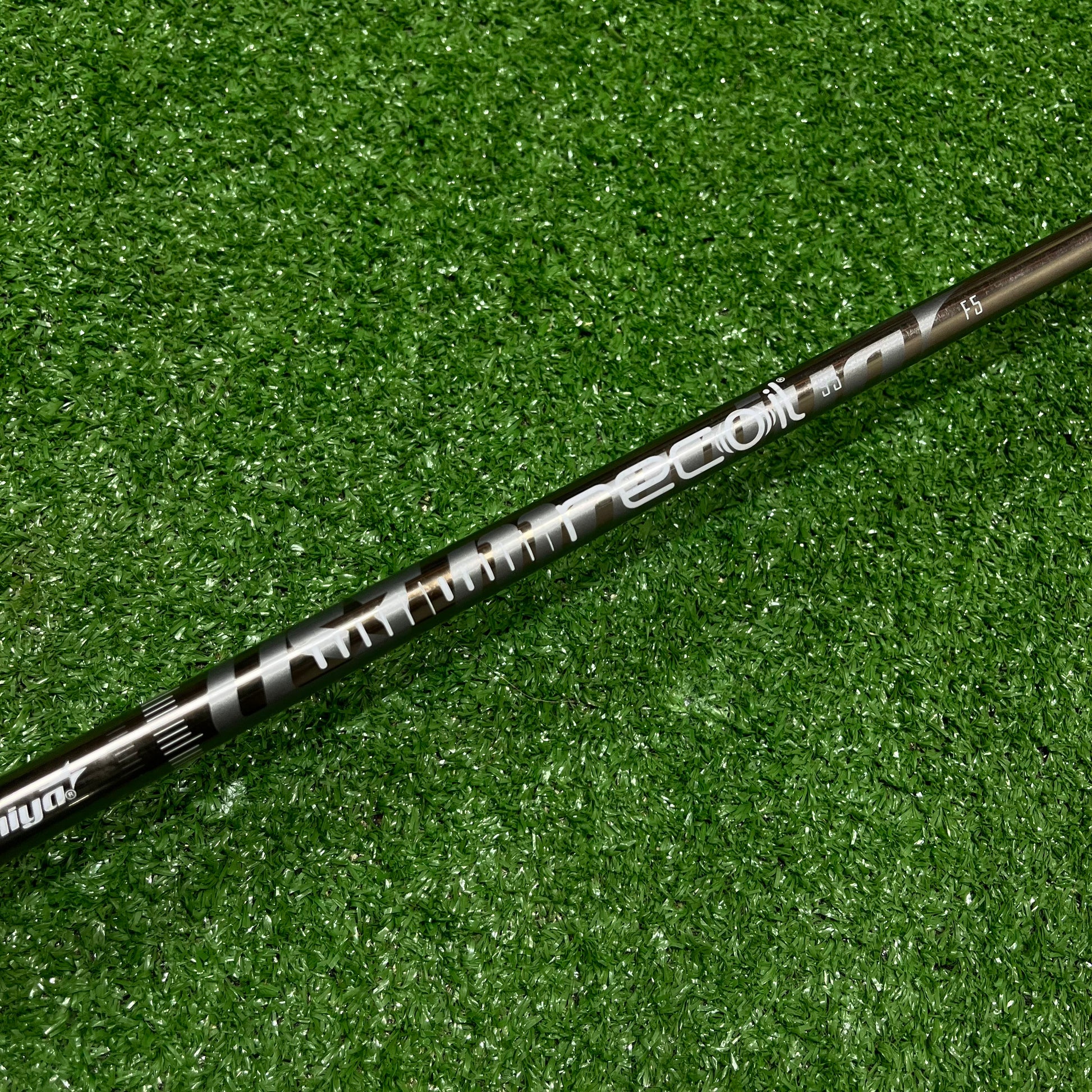 Srixon ZU85 23° 4 Iron Graphite X-Stiff Flex RH