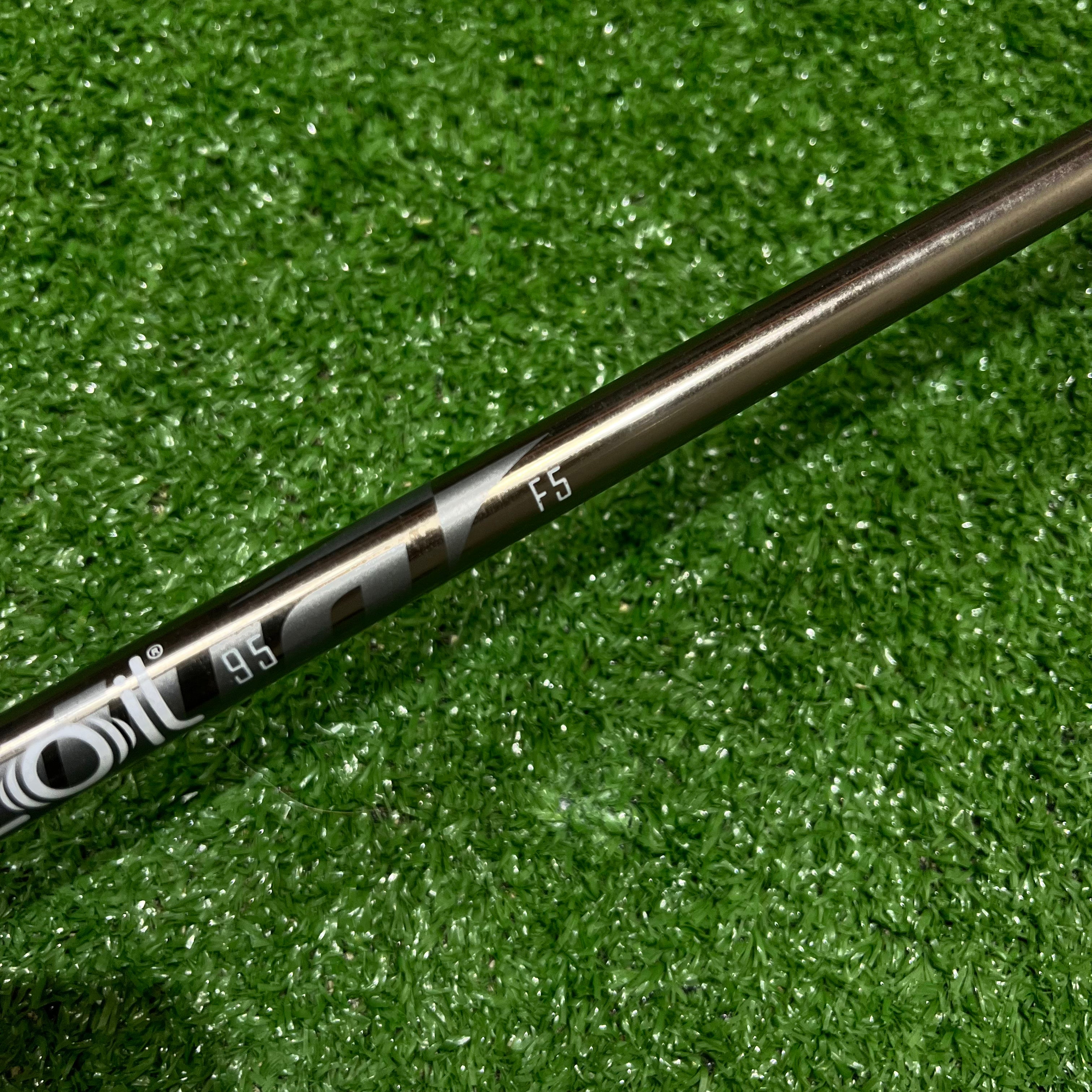 Srixon ZU85 23° 4 Iron Graphite X-Stiff Flex RH