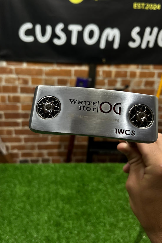 Odyssey White Hot OG 1WCS Center Shafted Putter RH