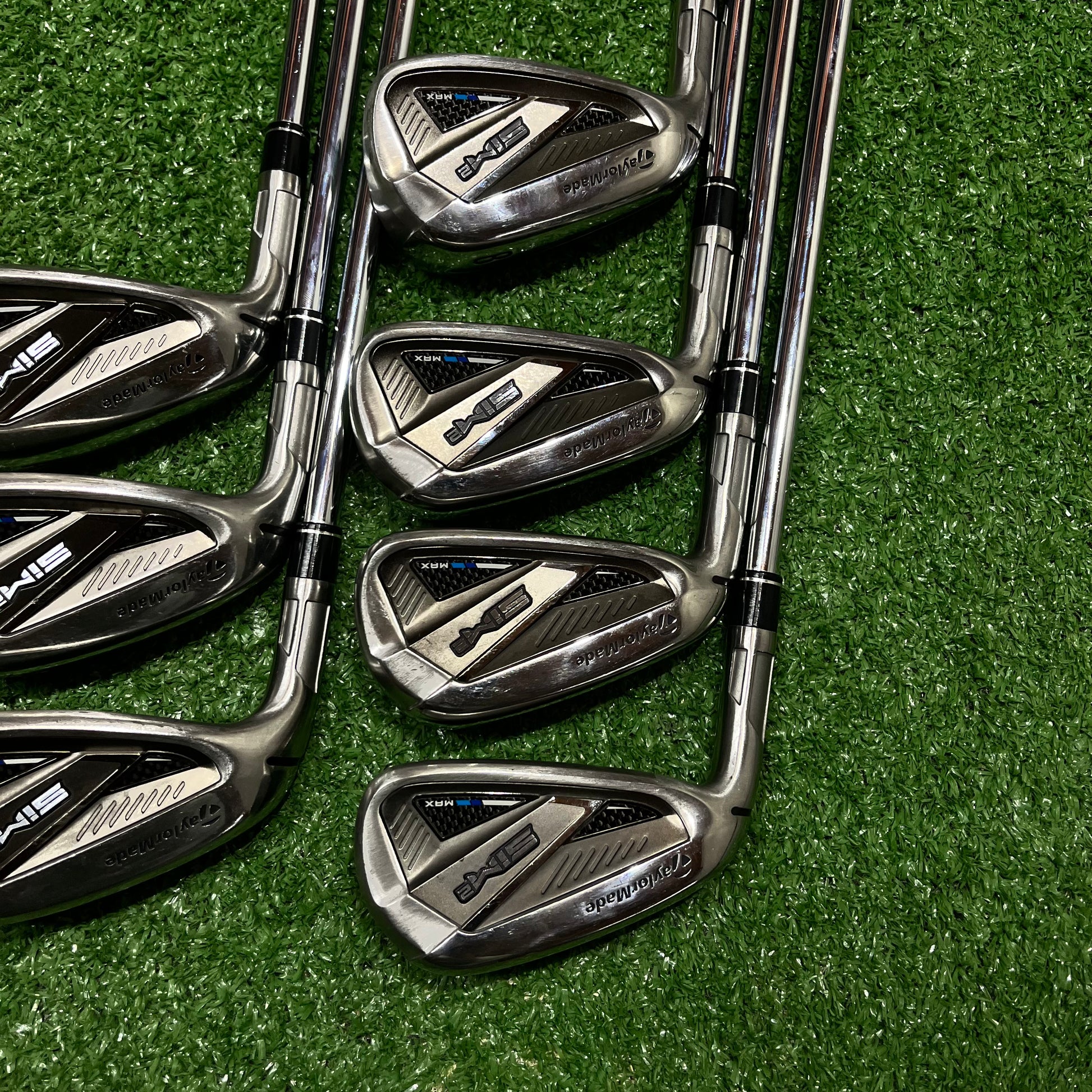 Taylormade Sim2Max Iron Set 5-AW Steel Regular Flex LH