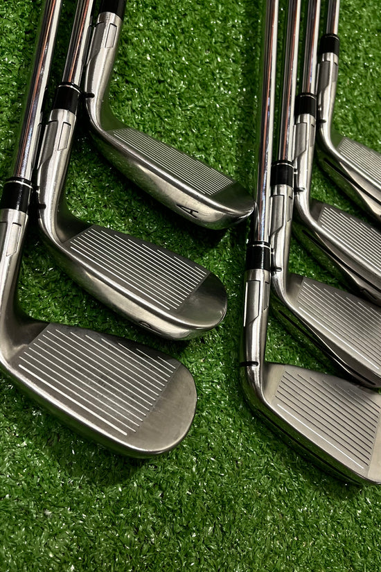 Taylormade Sim2Max Iron Set 5-AW Steel Regular Flex LH