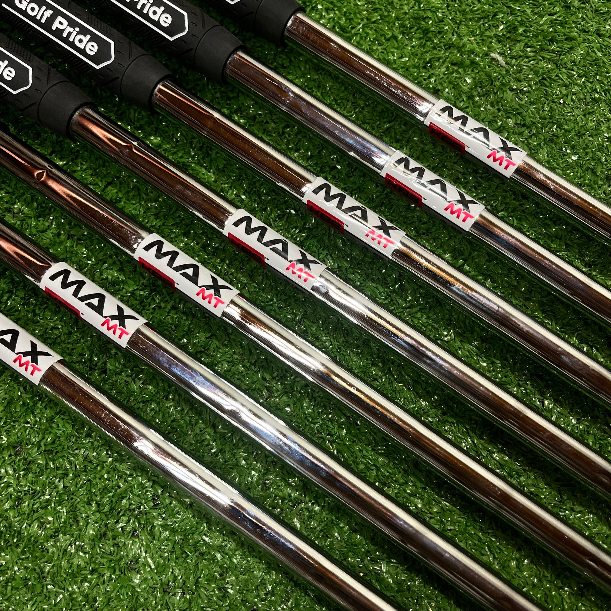 Taylormade Sim2Max Iron Set 5-AW Steel Regular Flex LH