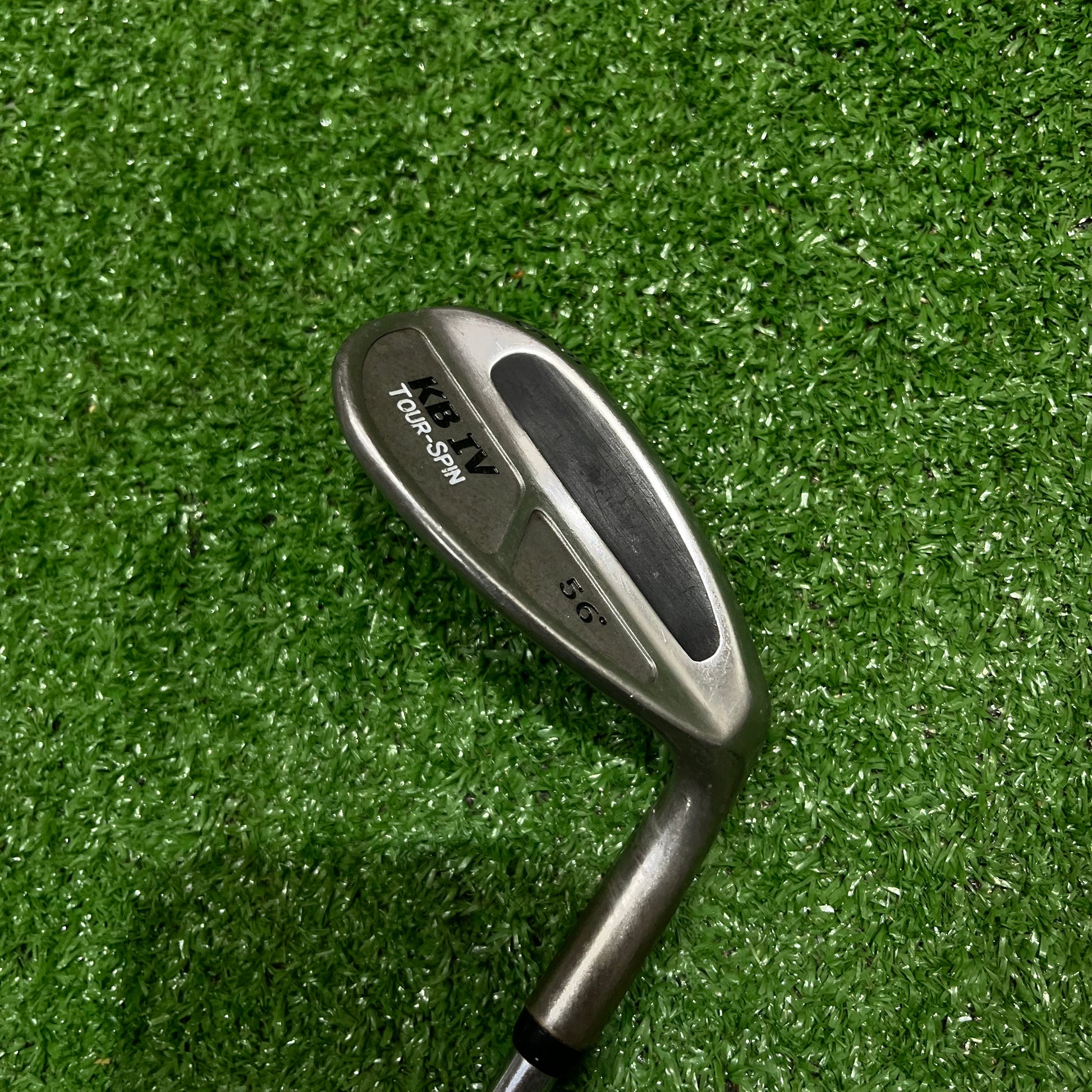 KB IV 56° Sand Wedge Steel Regular Flex RH