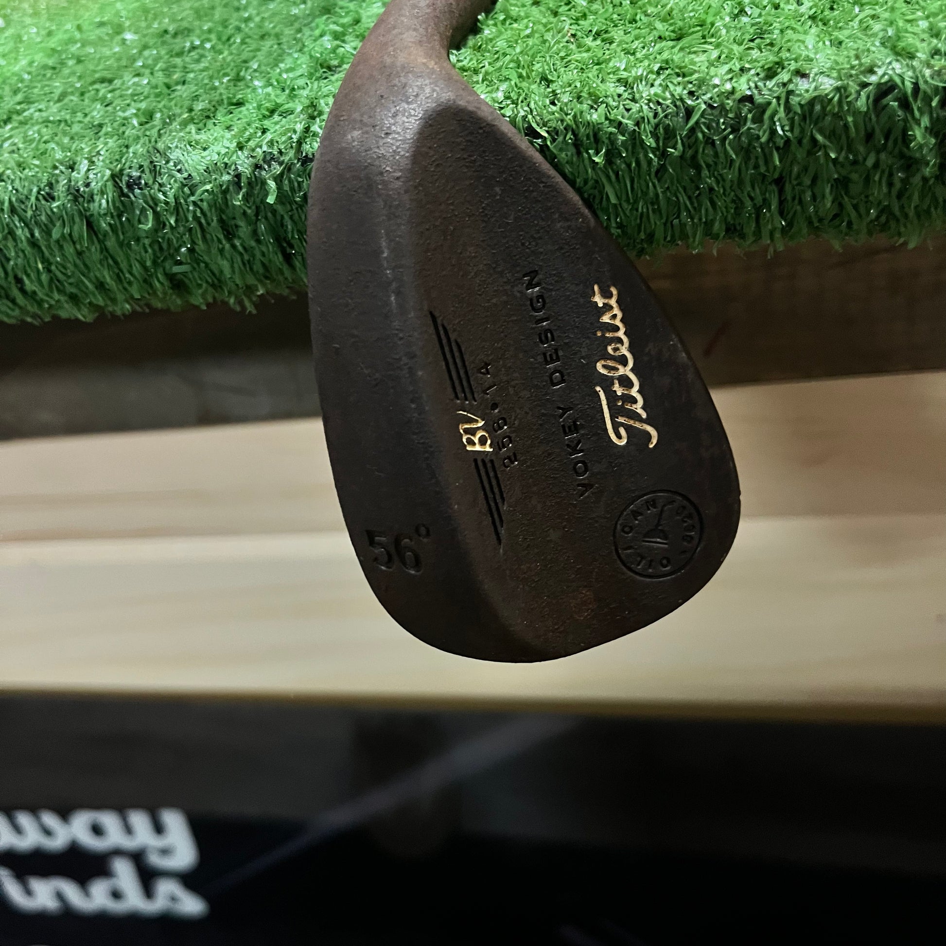 Titleist vokey design oil can 56° Sand Wedge Steel Stiff RH