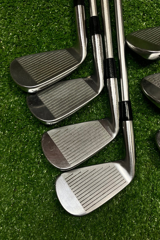 Taylormade Tour Preferred Iron Set 4-PW Graphite Stiff Flex RH