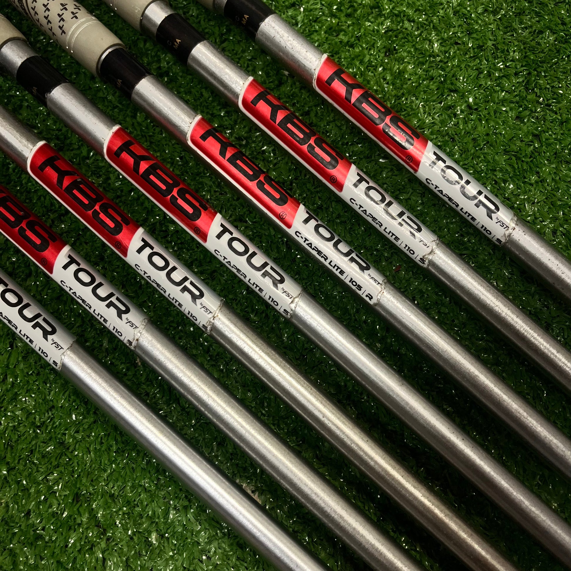 Taylormade Tour Preferred Iron Set 4-PW Graphite Stiff Flex RH