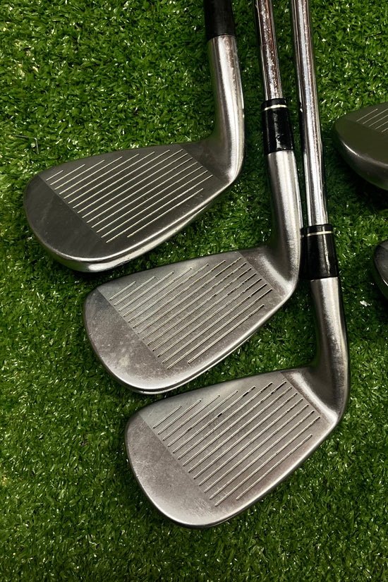 Taylormade R9 Iron Set 6-AW Steel Regular Flex Shaft RH