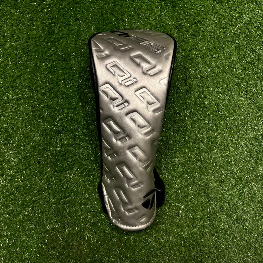 Taylormade Qi35 Fairway Wood headcover