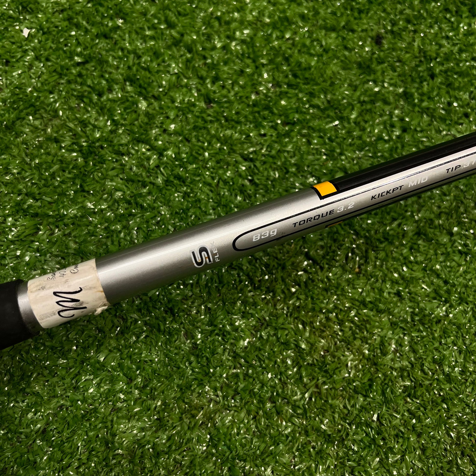 Cleveland Hi-Bore 22° 3 Hybrid Graphite Stiff Flex RH