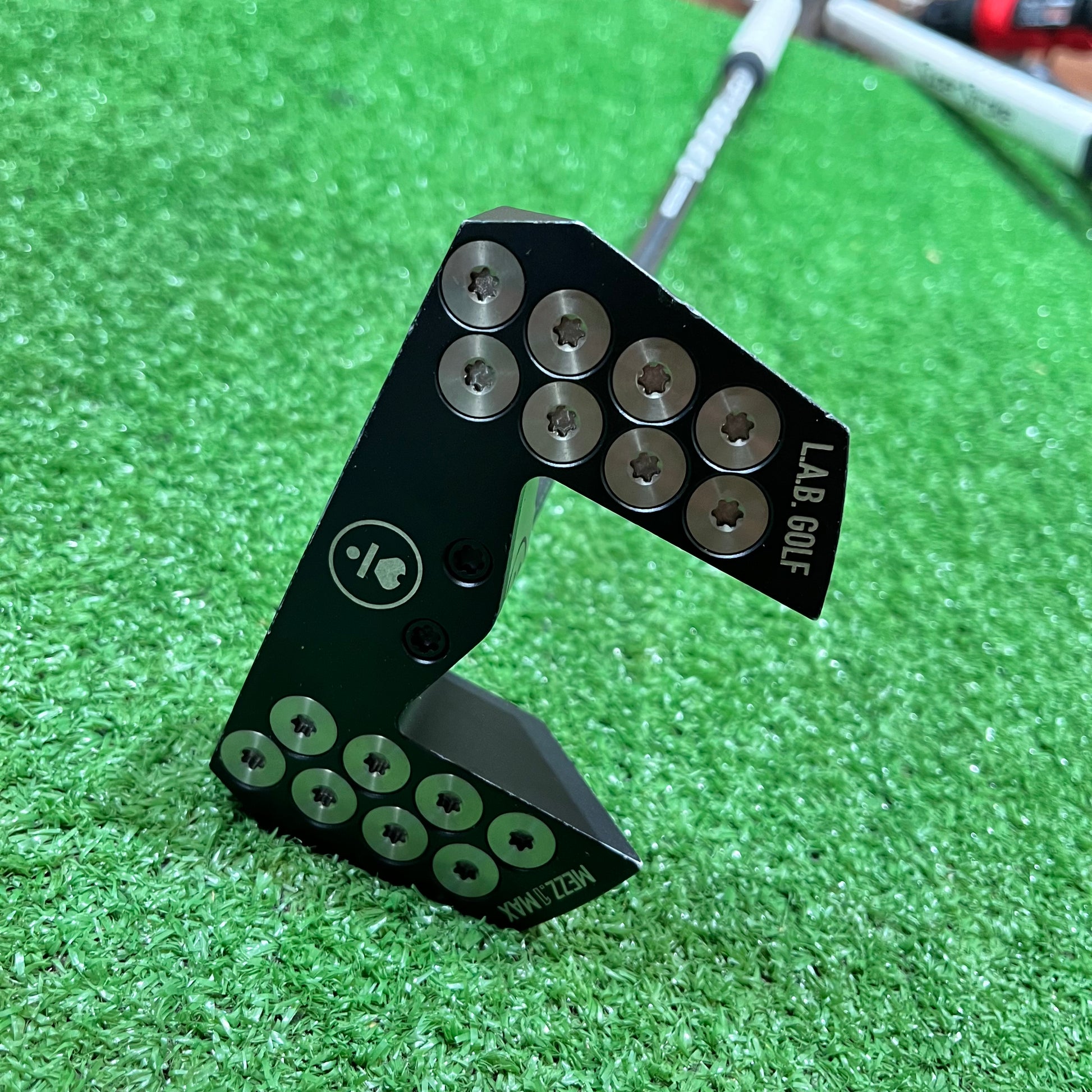 LAB MEZZ .1 MAX "Black" Broomstick Putter (Upgraded TPT Shaft) RH