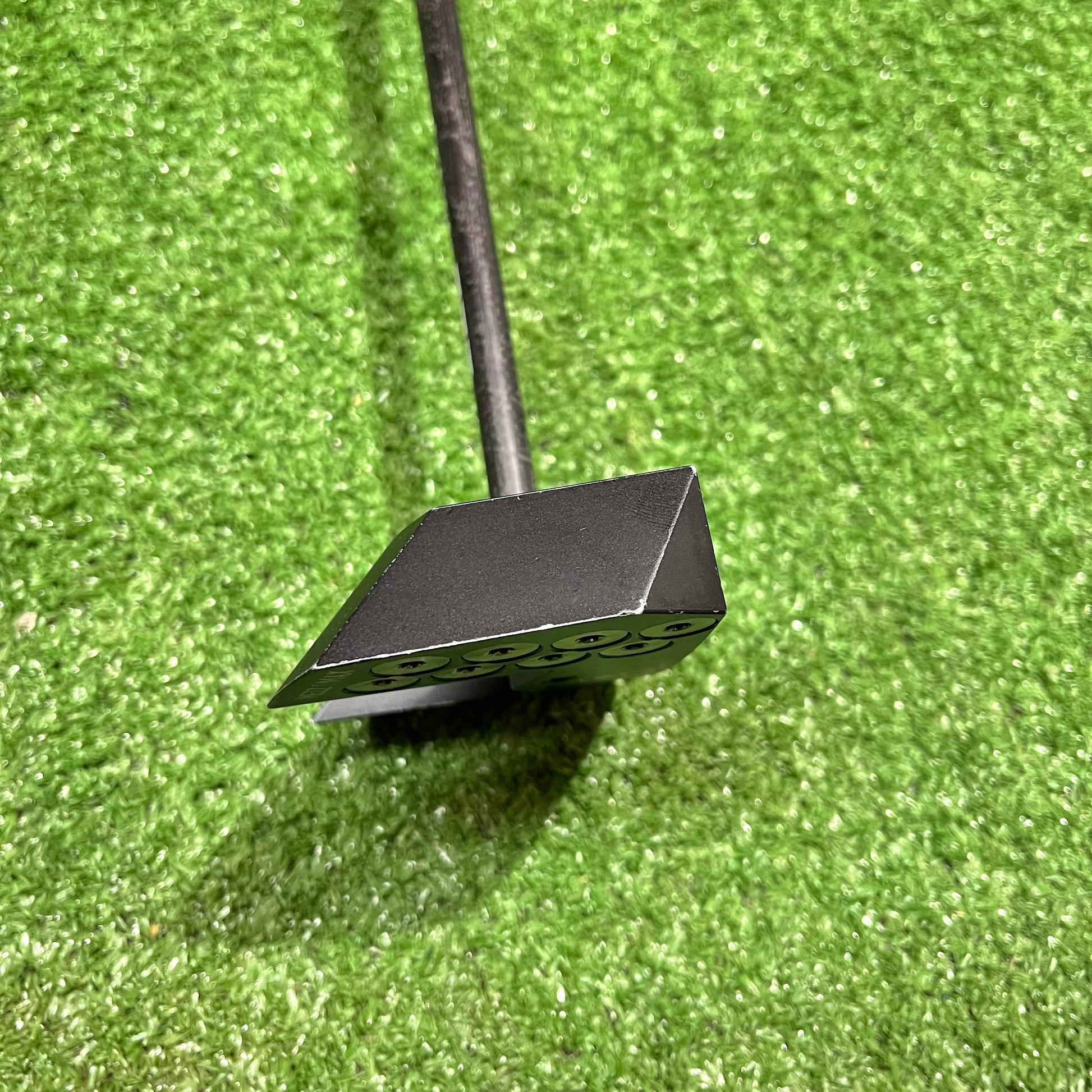LAB MEZZ .1 MAX "Black" Broomstick Putter (Upgraded TPT Shaft) RH