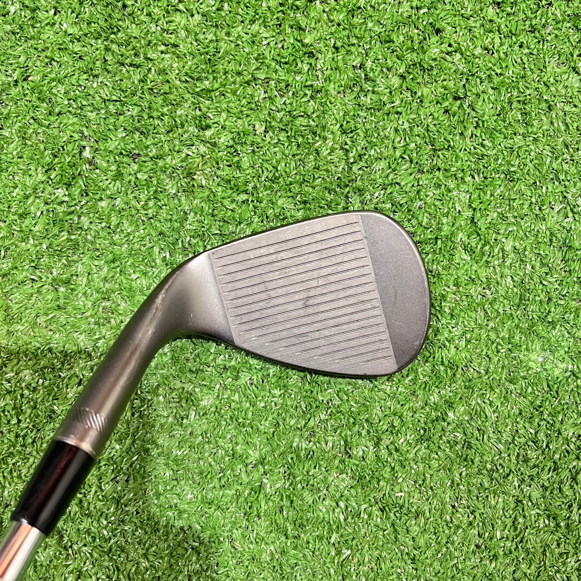 Titleist Vokey SM10 54°/14F Sand Wedge Nickle Finish Stiff Steel RH