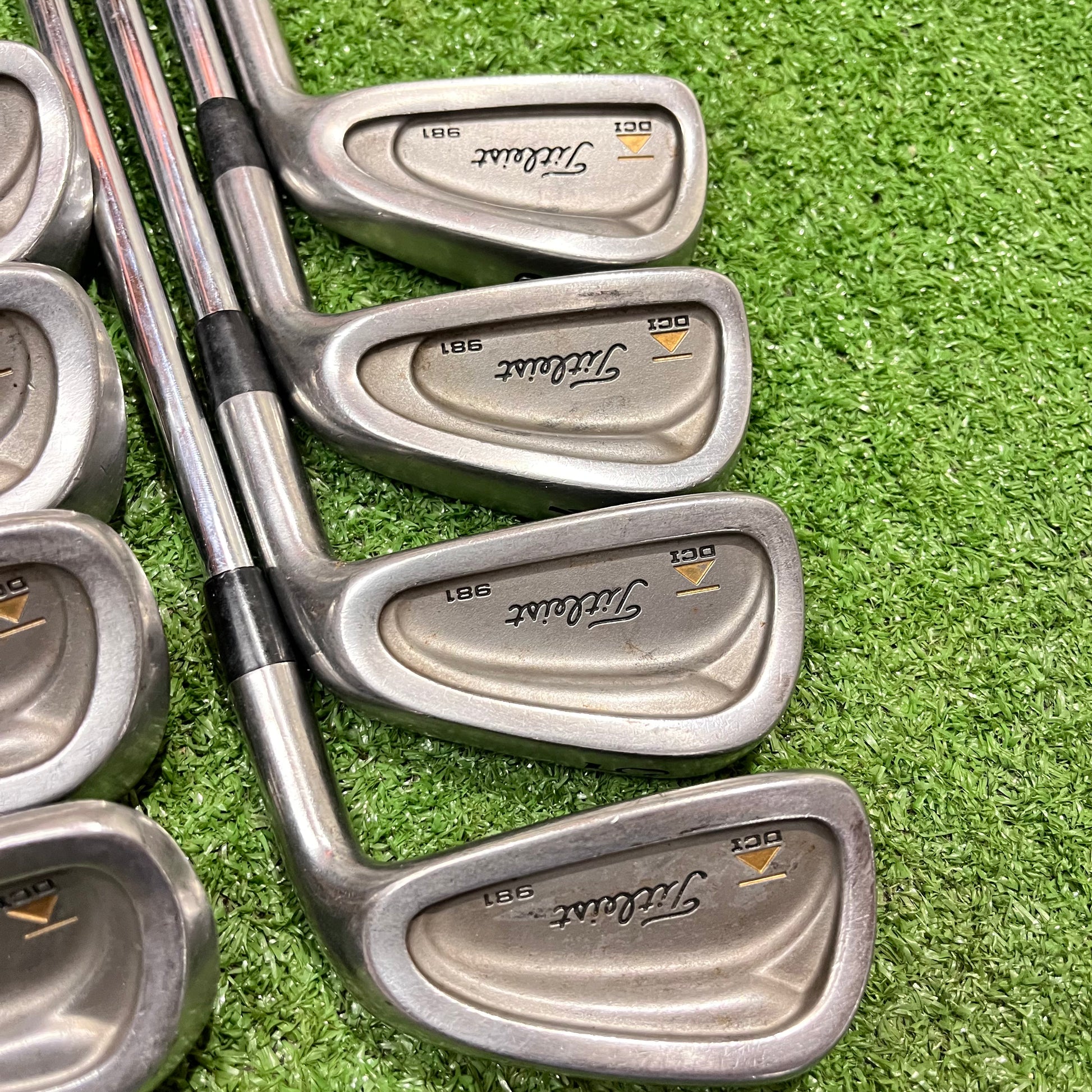 Titleist DCI 981 Iron Set 3-PW Stiff Steel RH