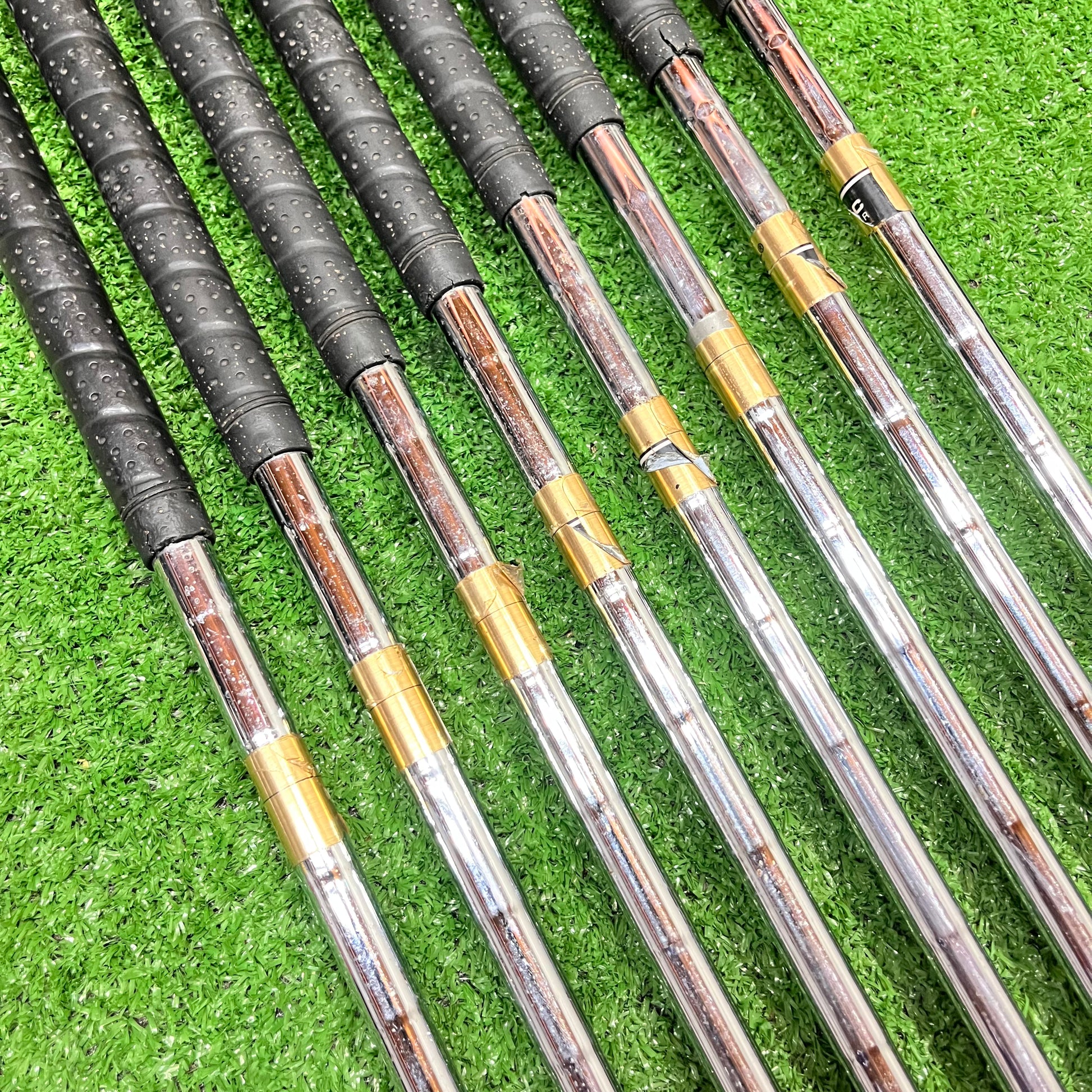 Titleist DCI 981 Iron Set 3-PW Stiff Steel RH