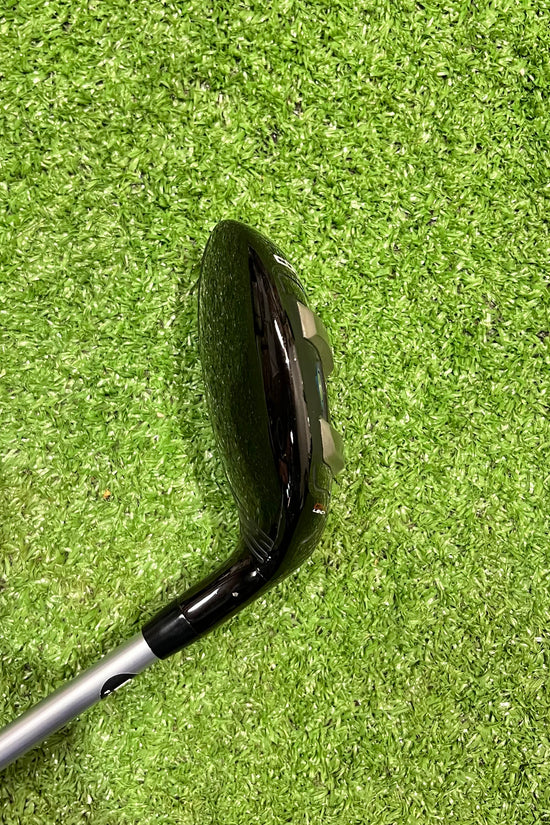 Cobra F8 One Length 22° 4 Hybrid Regular Graphite RH