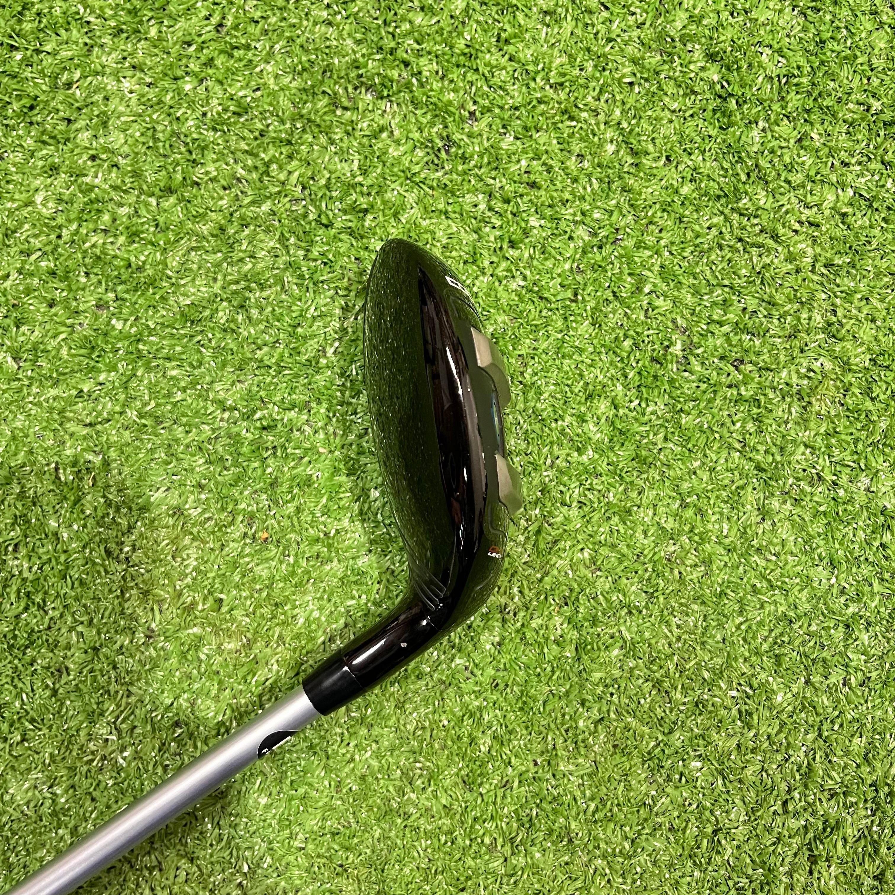 Cobra F8 One Length 22° 4 Hybrid Regular Graphite RH
