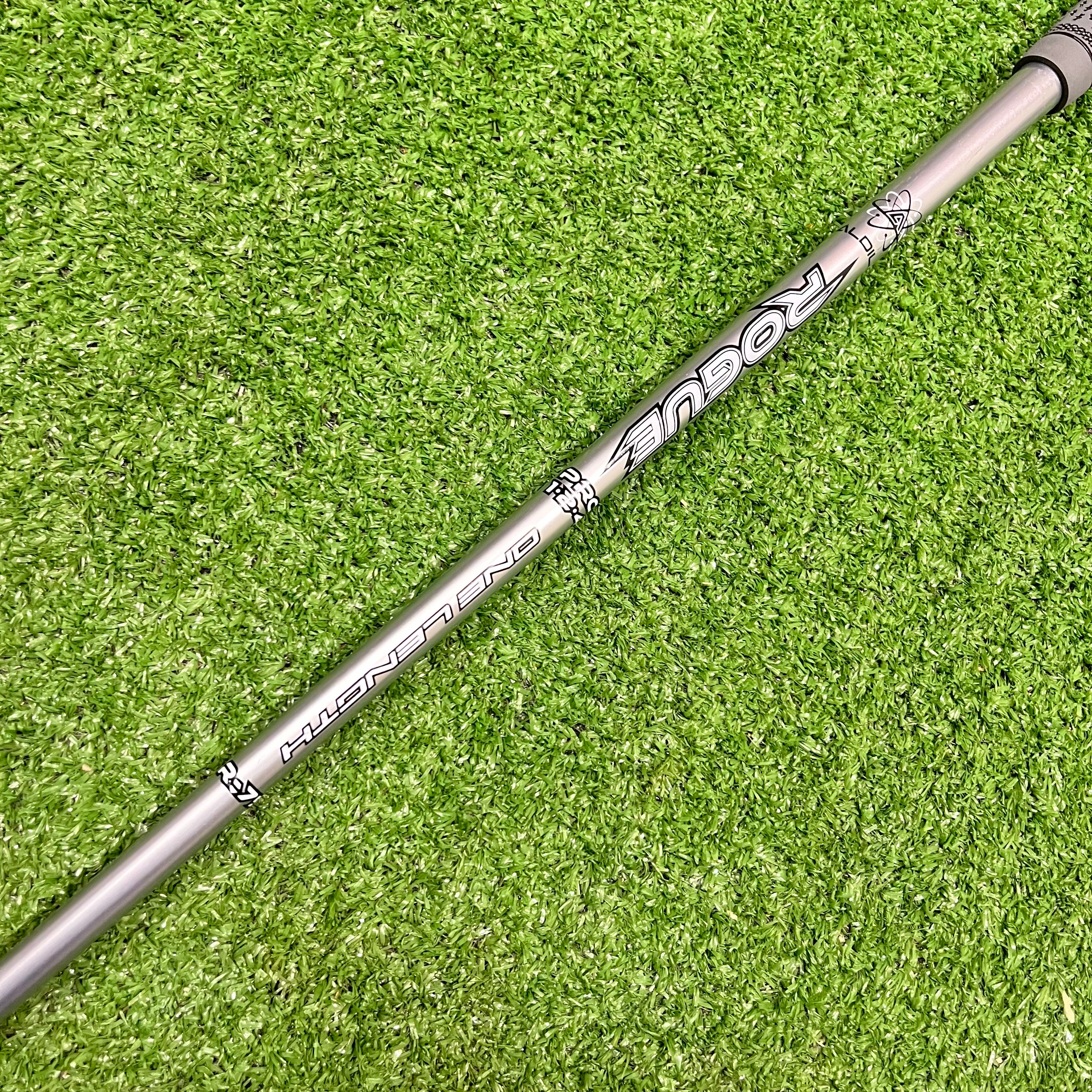 Cobra F8 One Length 22° 4 Hybrid Regular Graphite RH