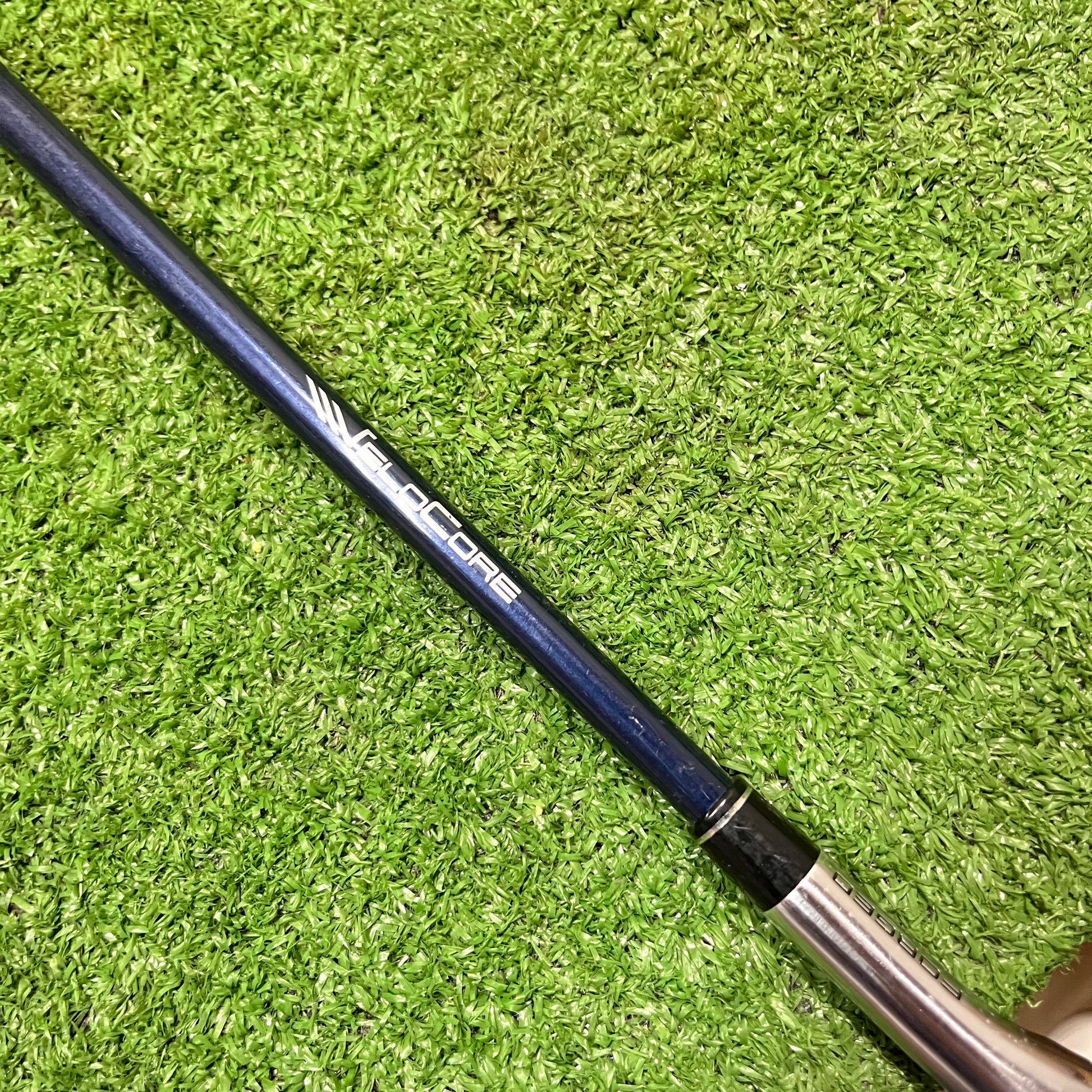 Taylormade Stealth UDi 18° 2 iron Velecore 9-X Graphite RH