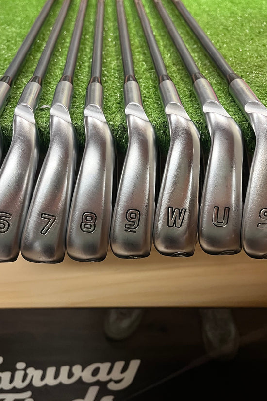 Ping G425 Iron Set 5-PW+UW+SW Graphite Regular Flex RH