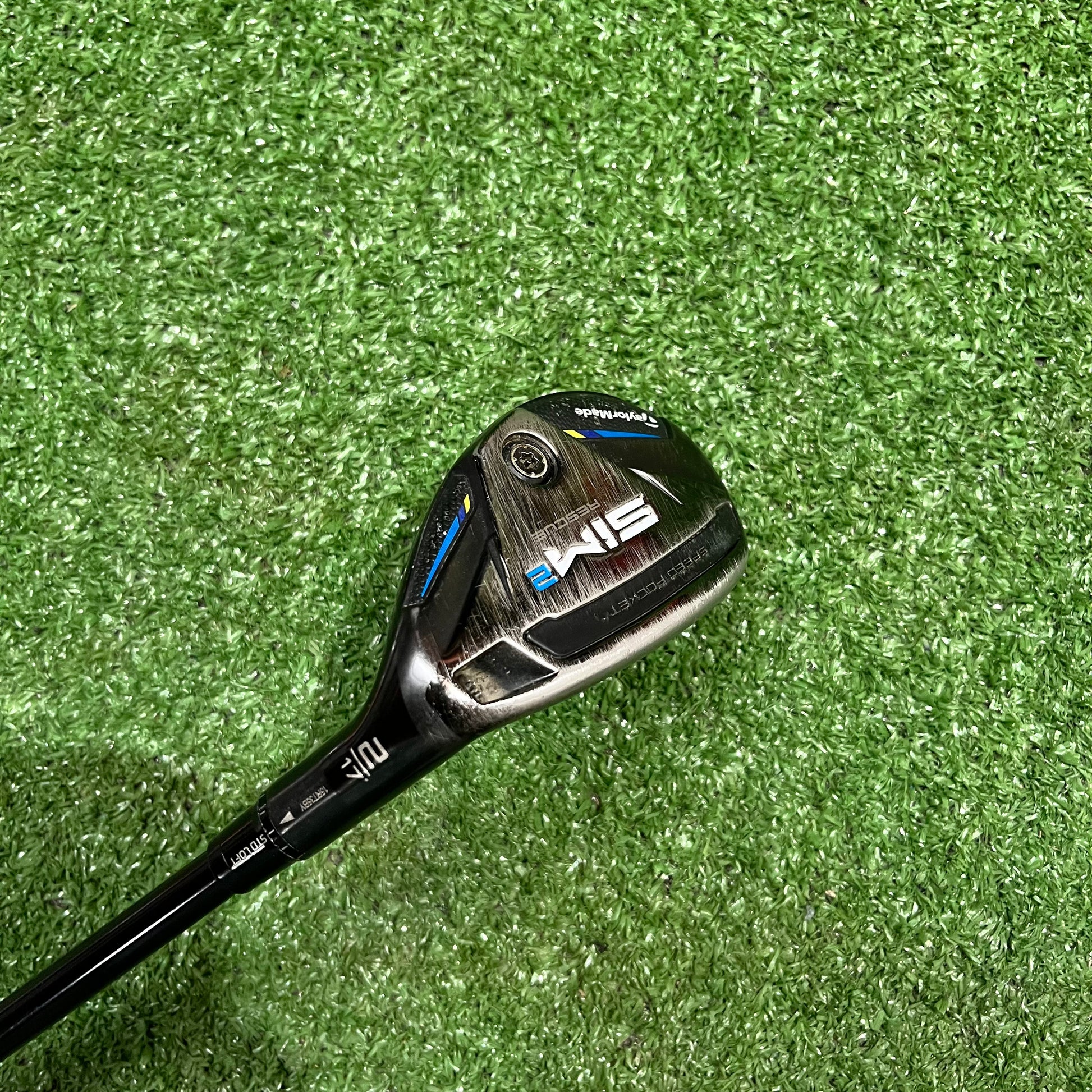 Taylormade Sim2Max Rescue 17° 2 Hybrid Graphite Stiff Flex RH