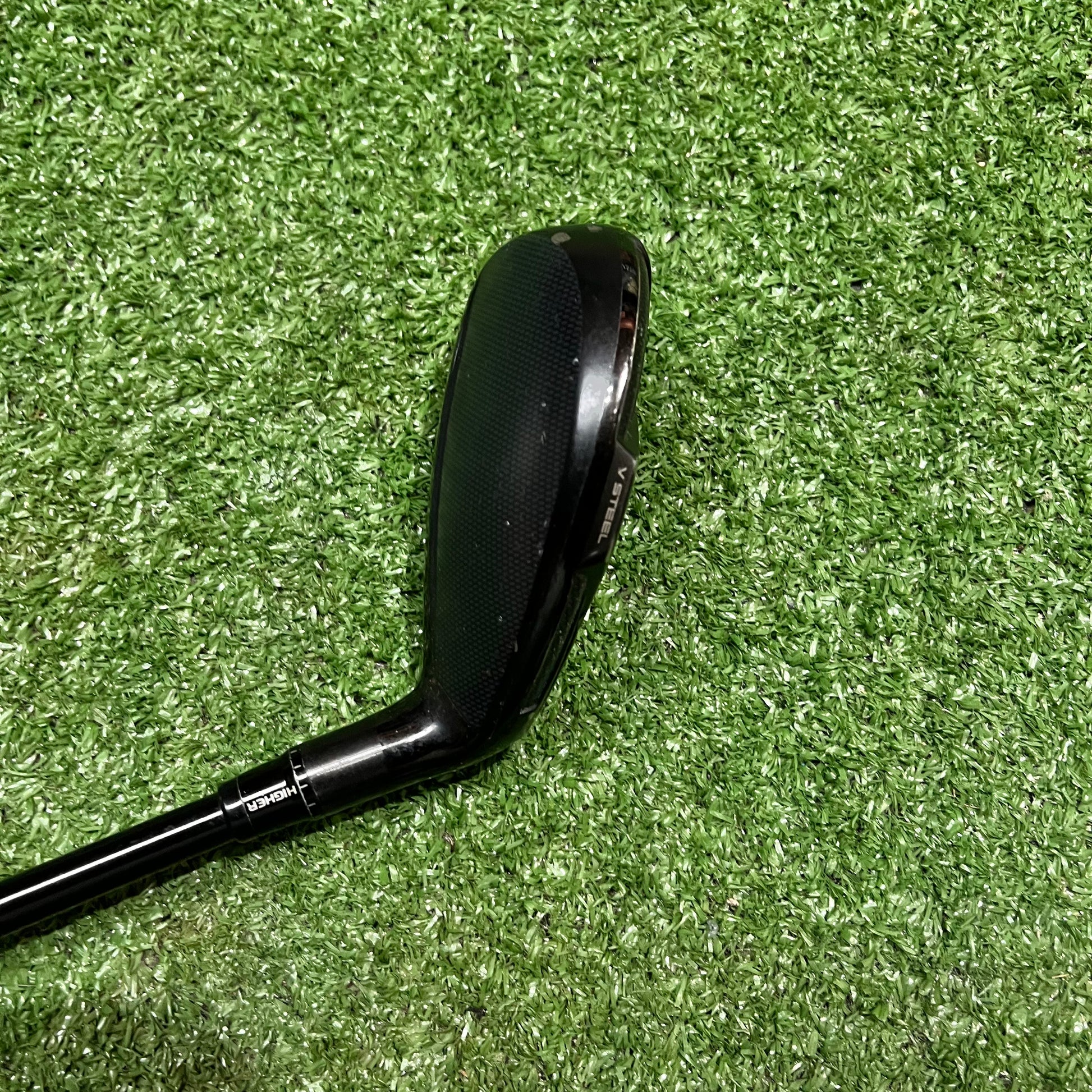 Taylormade Sim2Max Rescue 17° 2 Hybrid Graphite Stiff Flex RH
