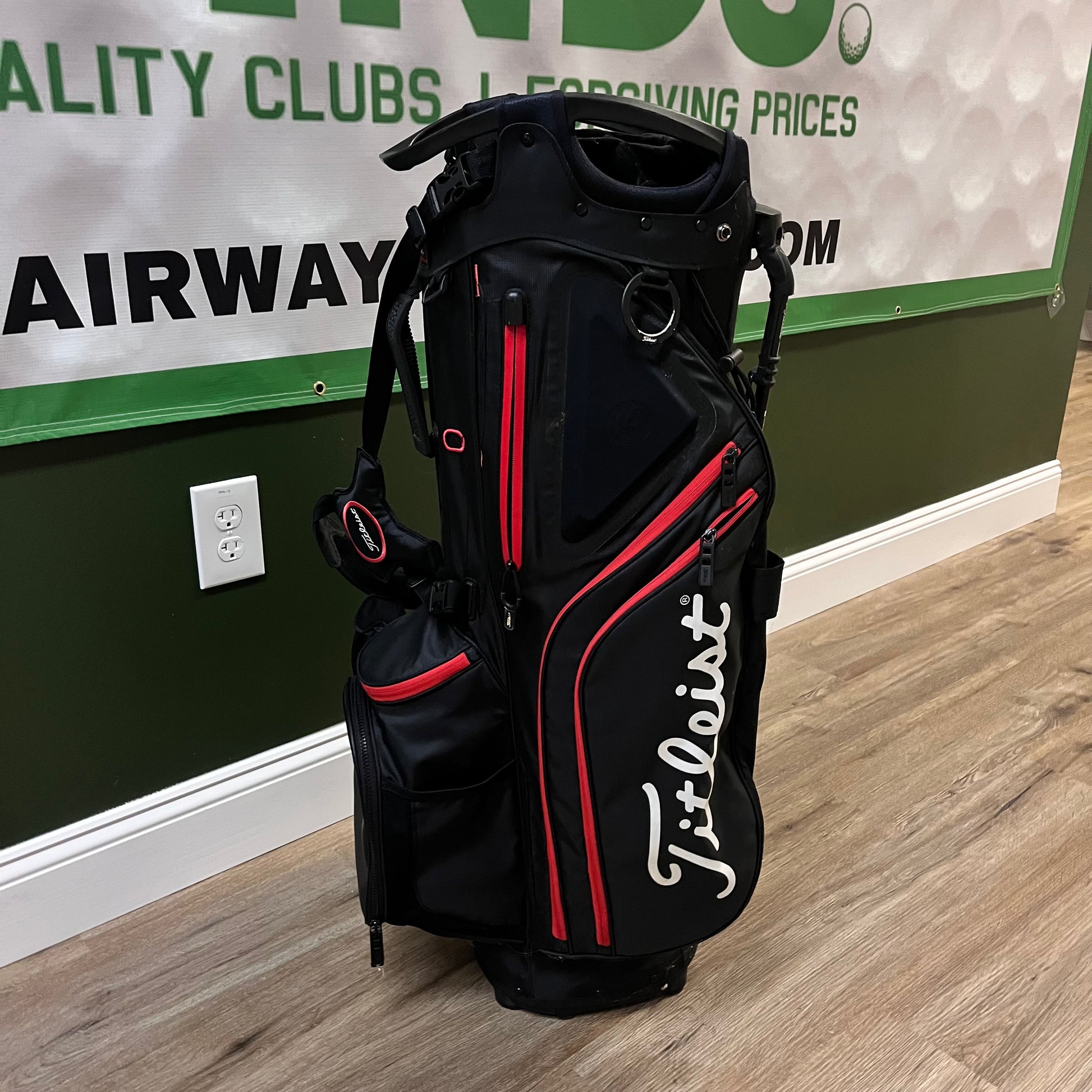 Titleist 14 Way Stand Bag Black And Red