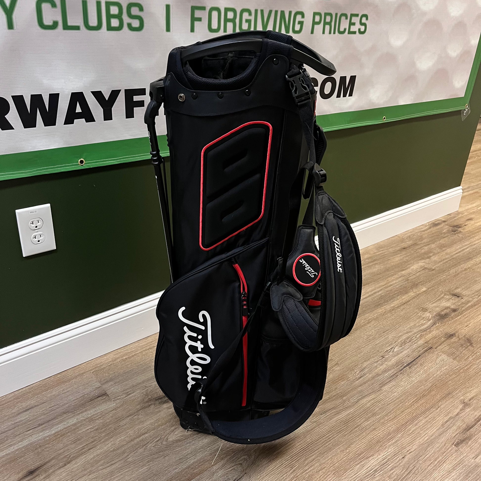 Titleist 14 Way Stand Bag Black And Red