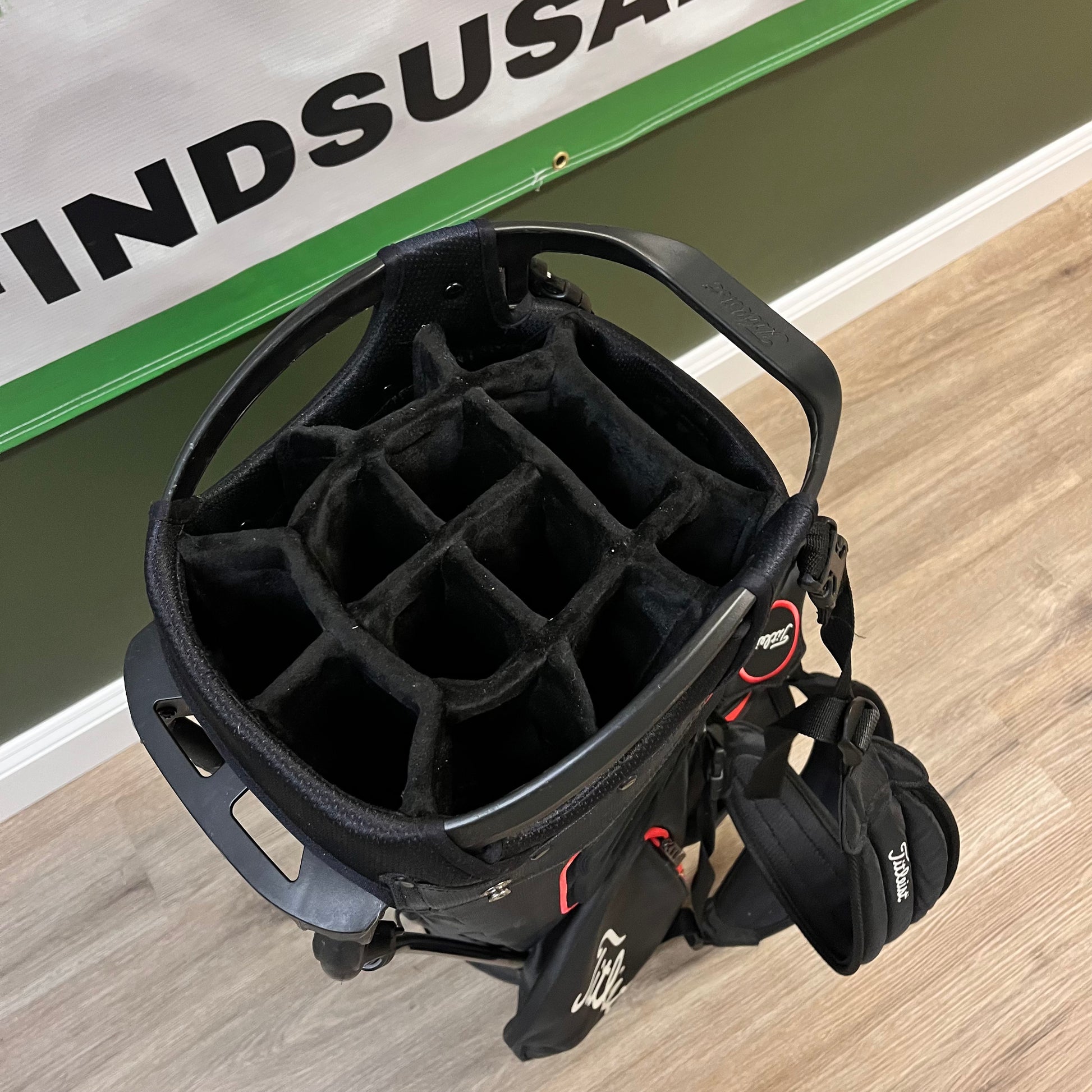 Titleist 14 Way Stand Bag Black And Red