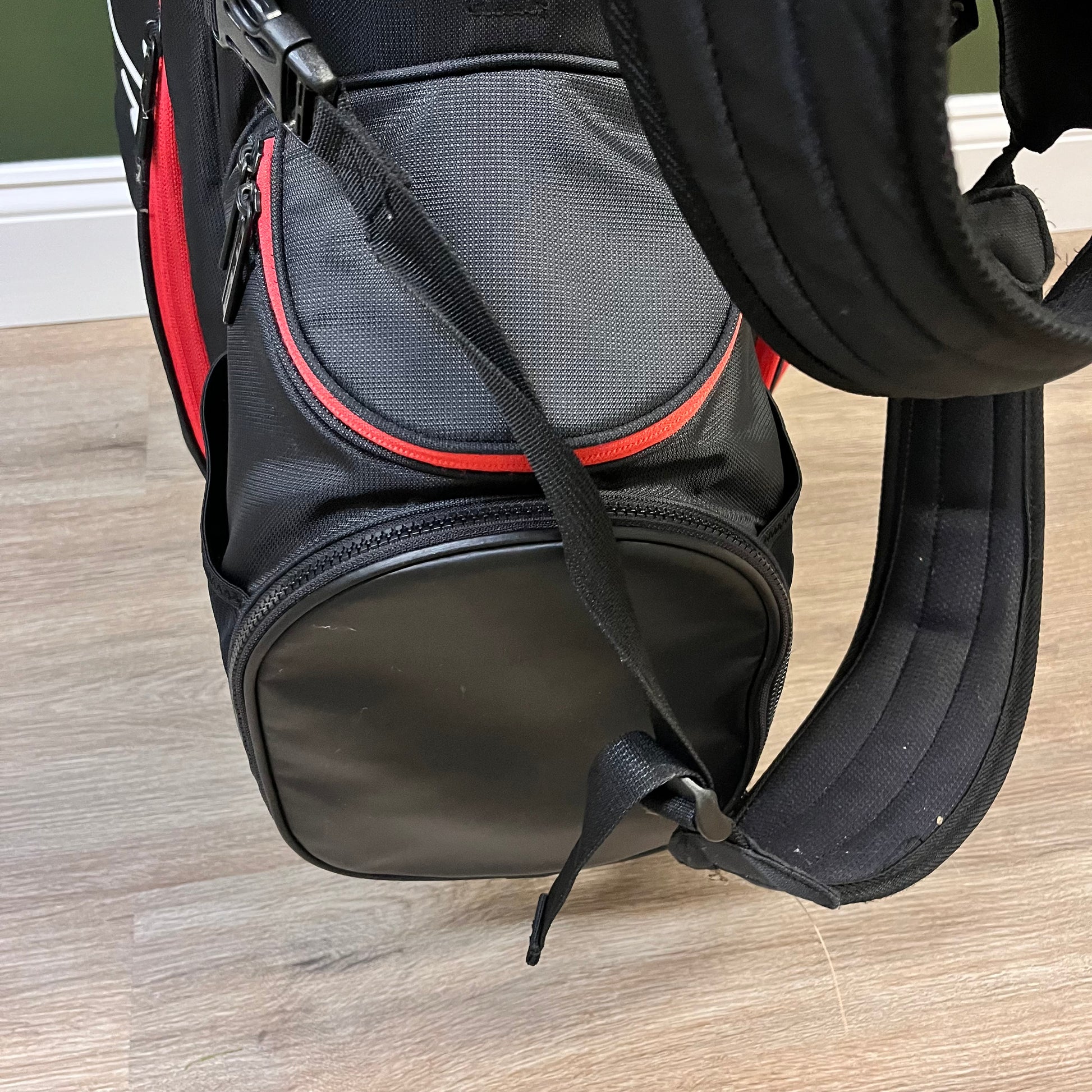 Titleist 14 Way Stand Bag Black And Red