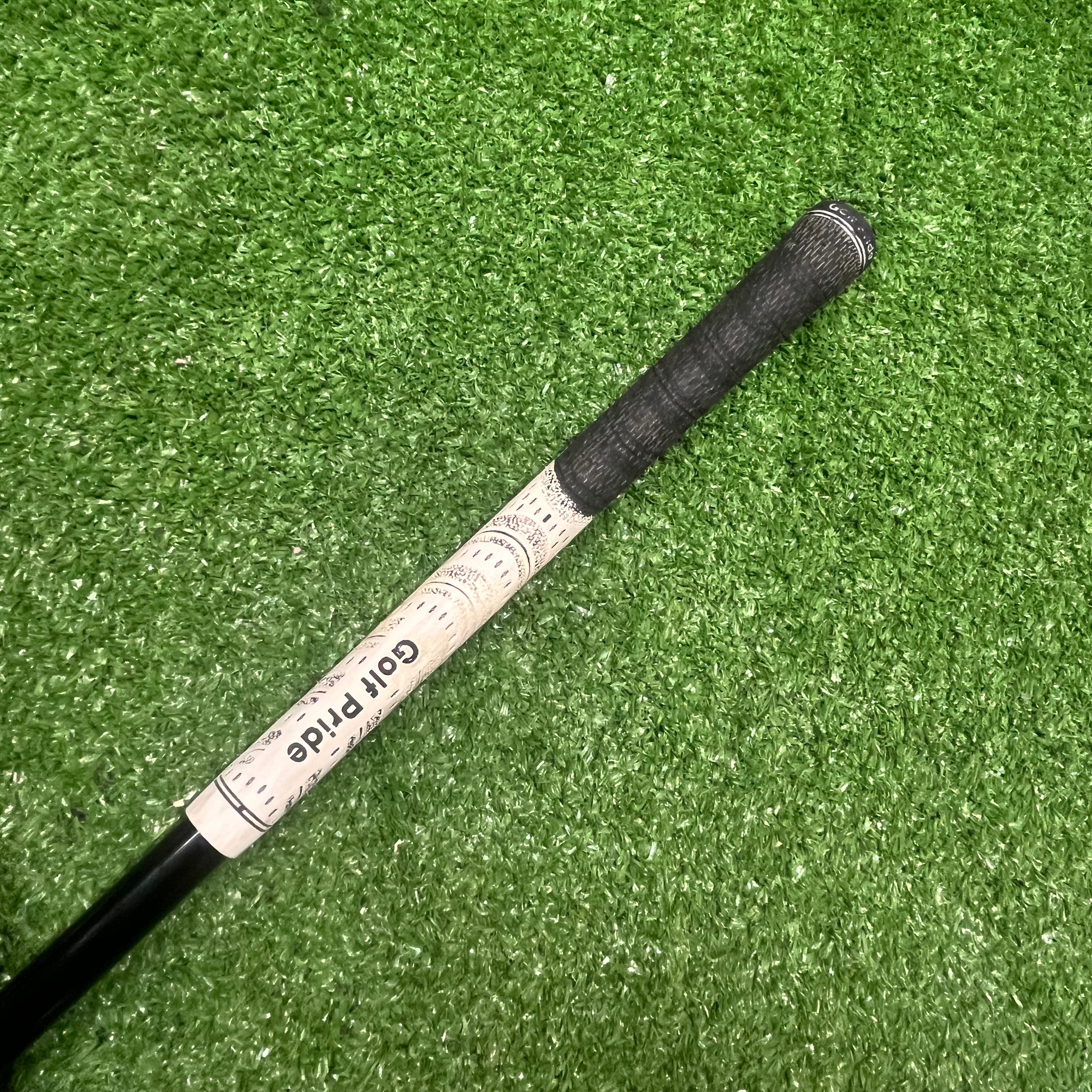 Mizuno ST-Z 9.5° Driver Graphite X-Stiff Velocore Shaft RH