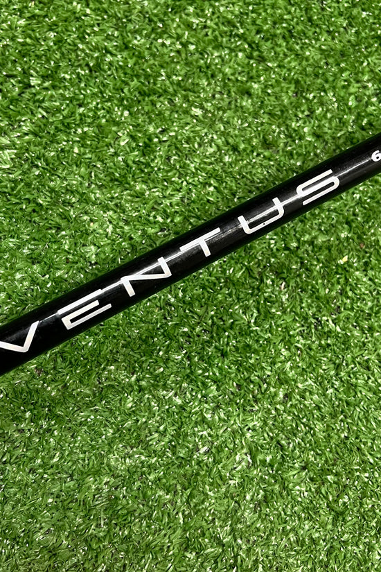 Titleist TSr3 8° Driver Graphite Velocore X-Stiff Flex LH