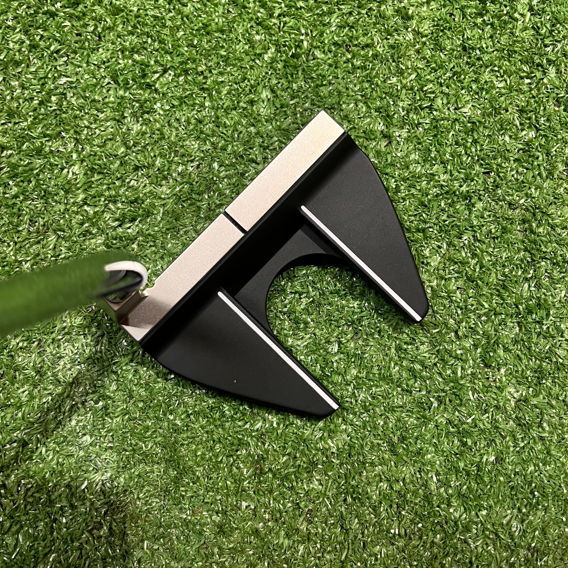 Axis 1 Rose Putter RH