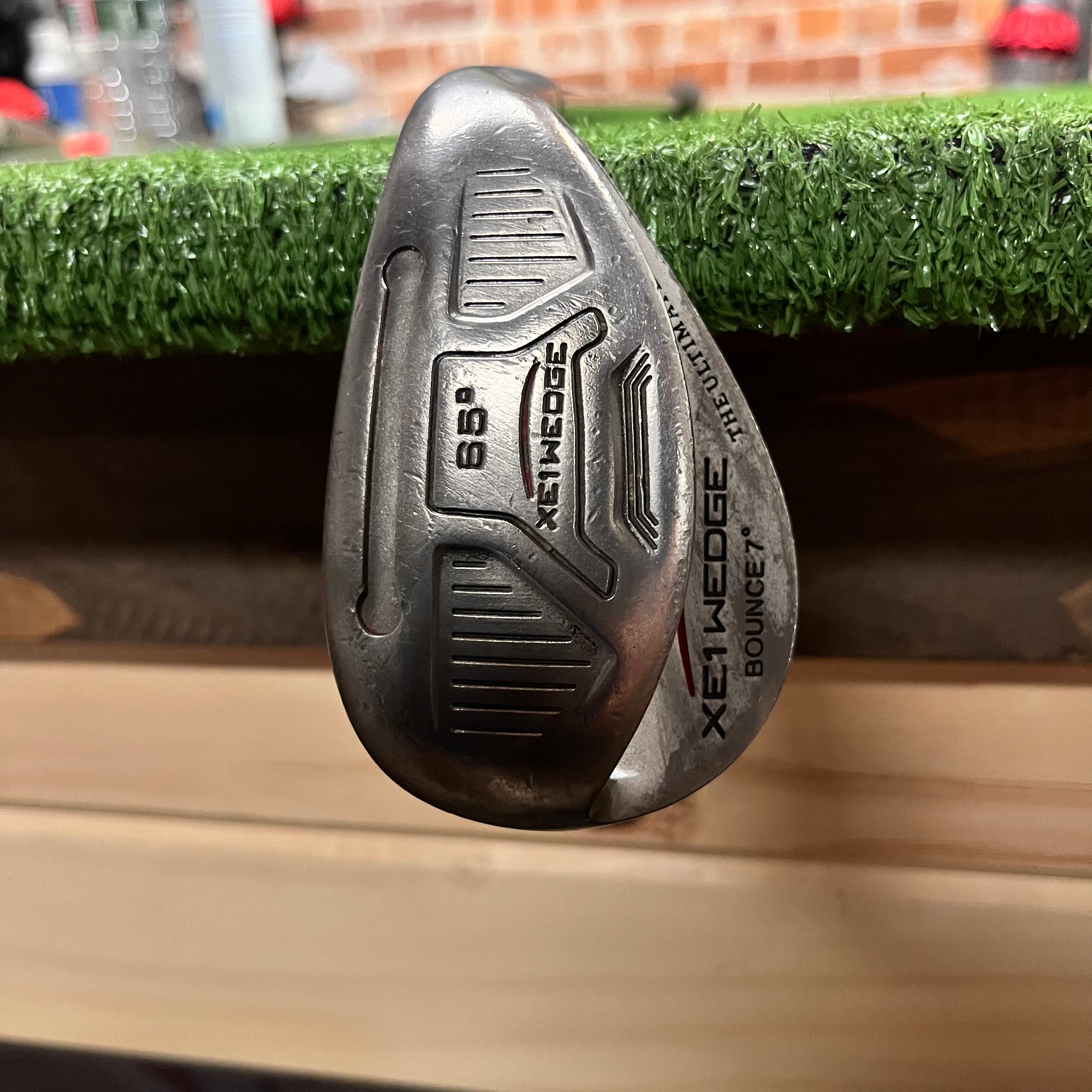 XE1 65° Wedge Steel Regular Flex RH