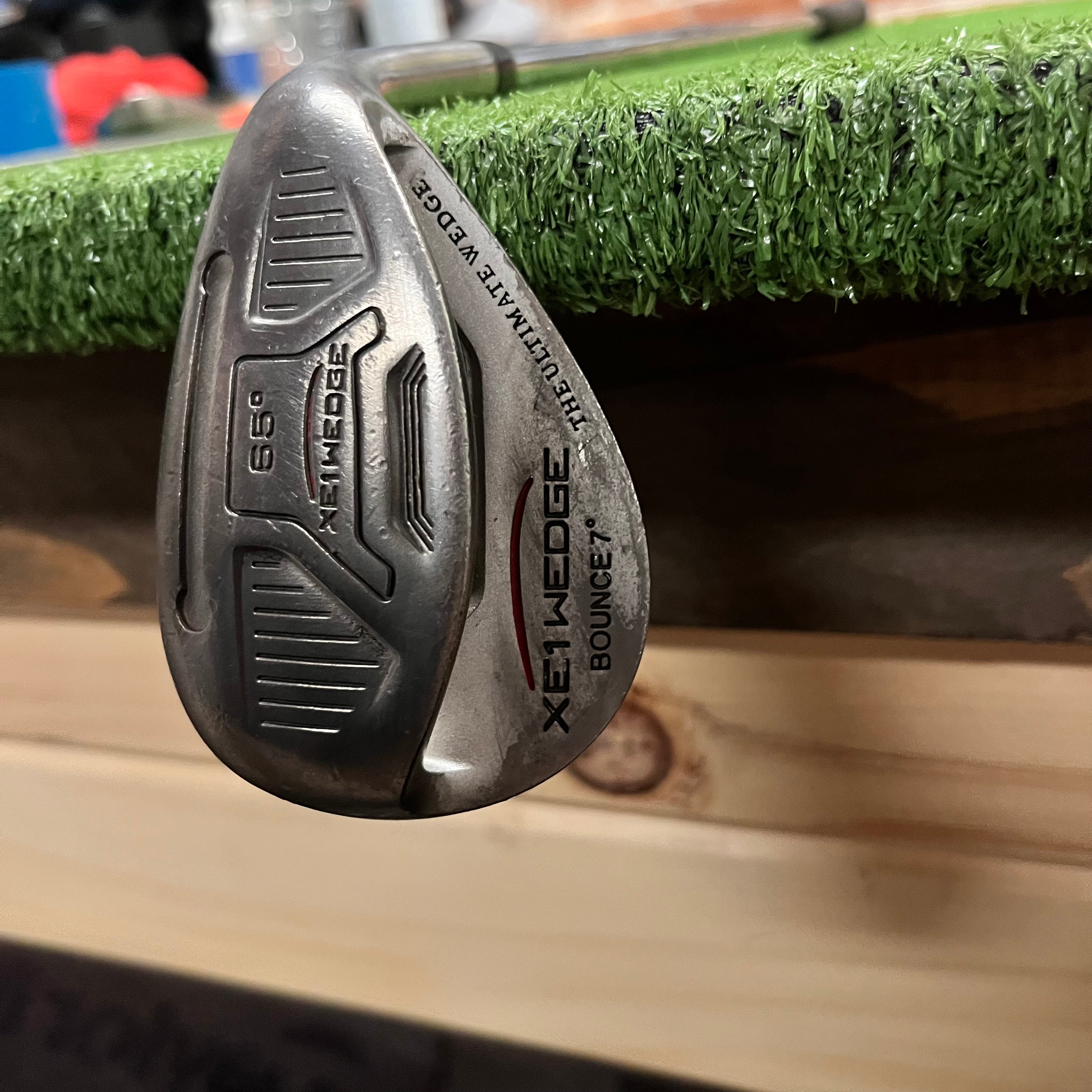 XE1 65° Wedge Steel Regular Flex RH