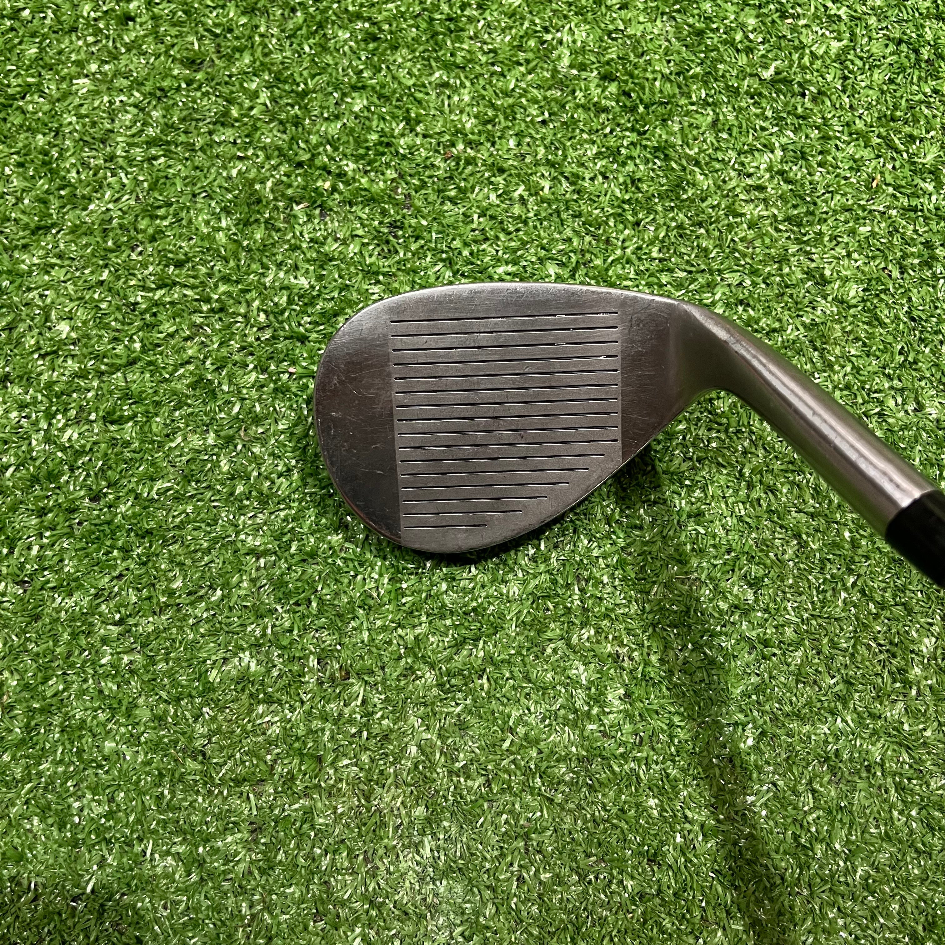 XE1 59° Wedge Steel Regular Flex LH