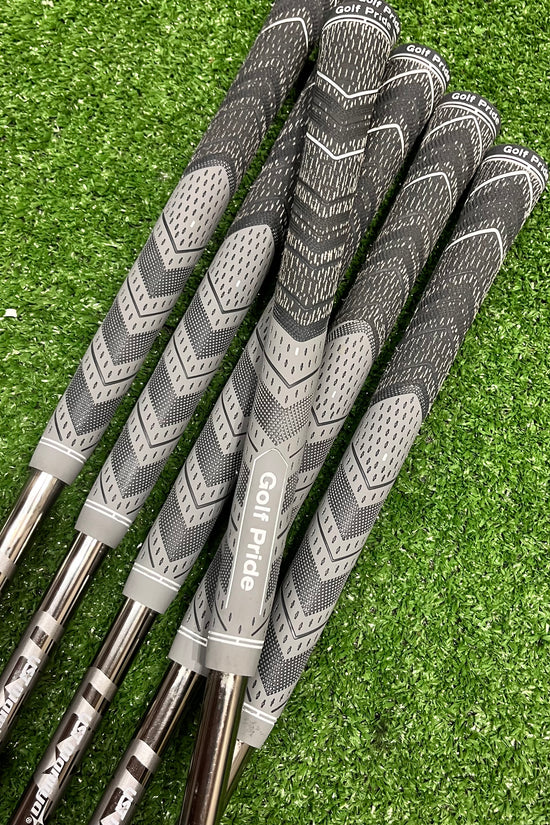 Callaway Maverick Custom Iron Set 5-PW Graphite Regular Flex RH