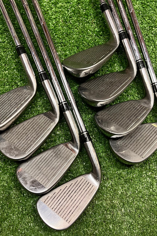 Taylormade AeroBurners Iron Set 4-AW Steel Stiff Flex RH
