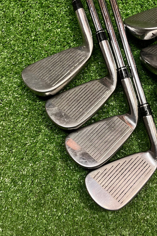 Taylormade AeroBurners Iron Set 4-AW Steel Stiff Flex RH