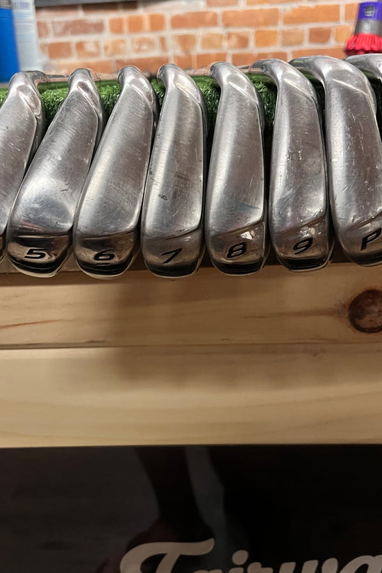 Taylormade AeroBurners Iron Set 4-AW Steel Stiff Flex RH