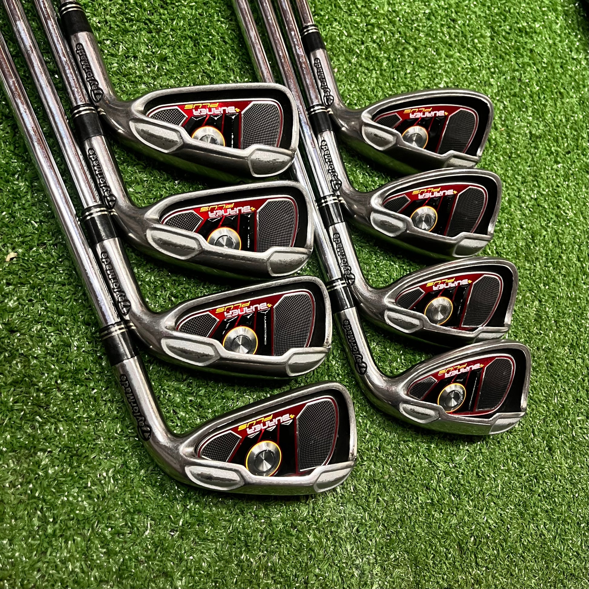 Taylormade Burner+ Iron Set 4-AW Steel Regular Flex RH