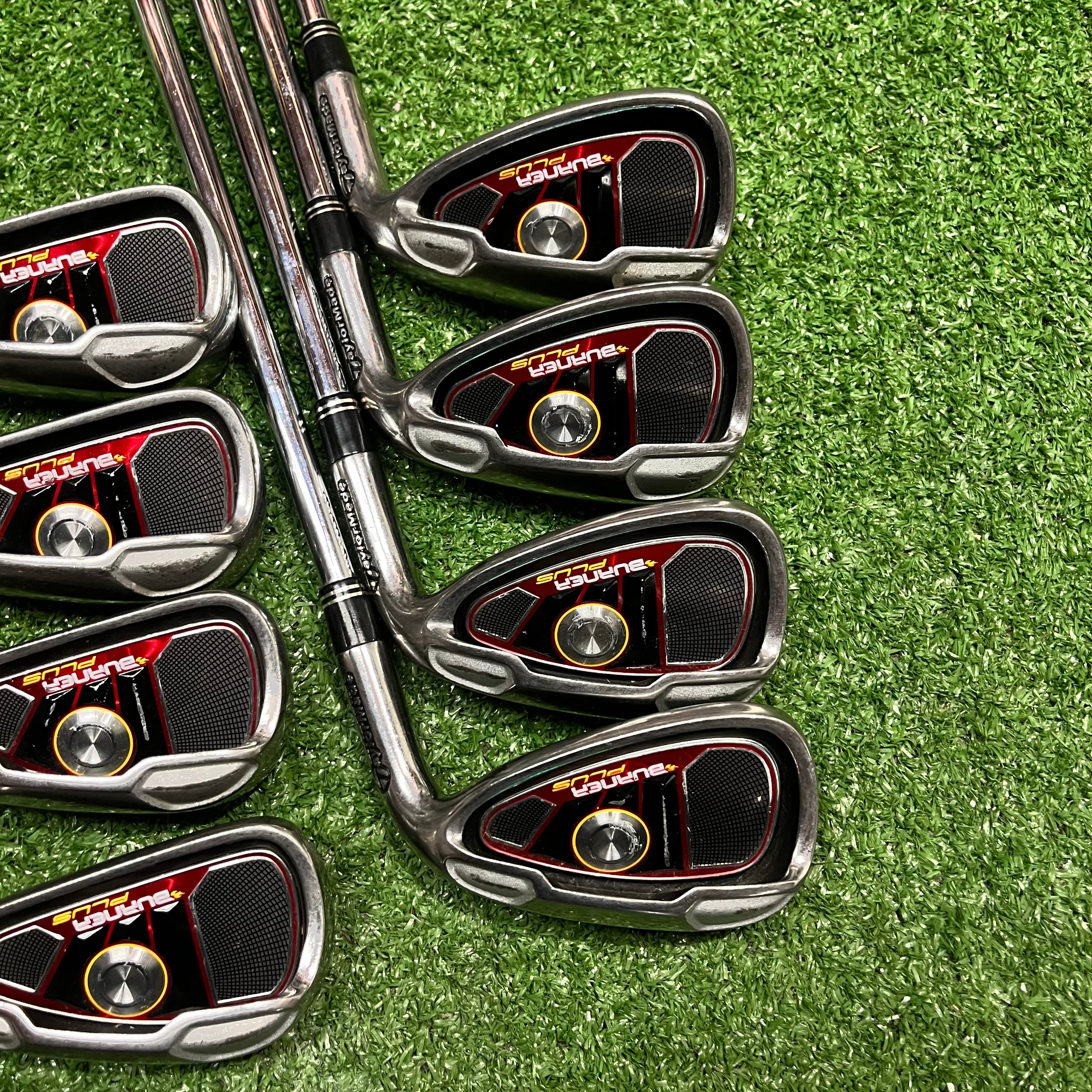 Taylormade Burner+ Iron Set 4-AW Steel Regular Flex RH