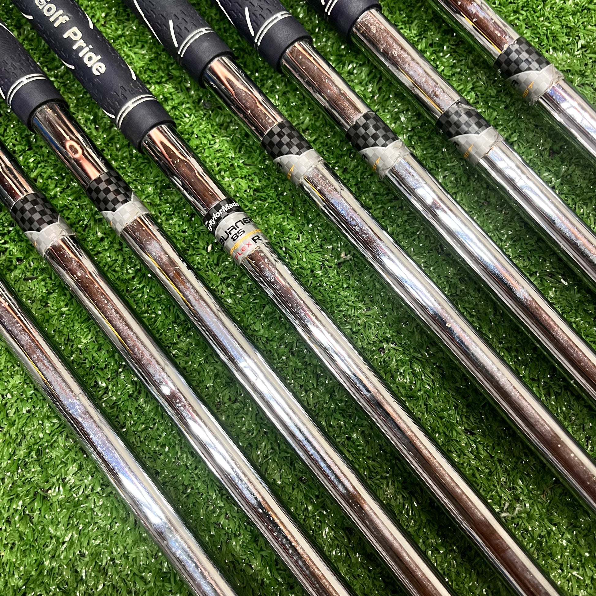 Taylormade Burner+ Iron Set 4-AW Steel Regular Flex RH