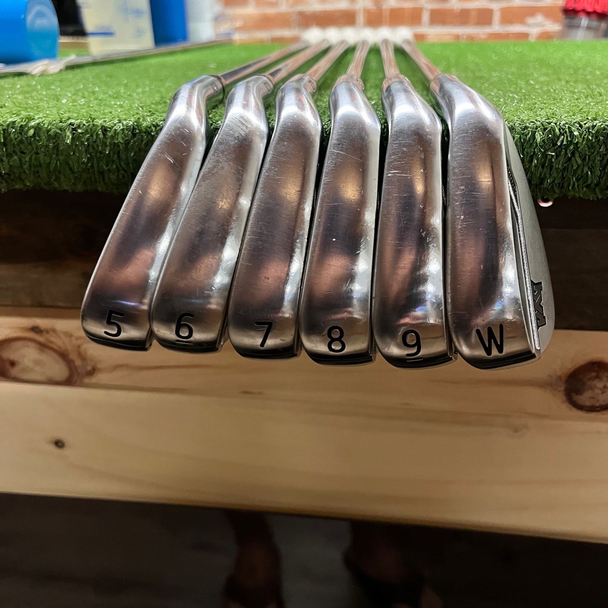 PXG XCOR2 Iron Set 5-PW Steel Regular Flex RH