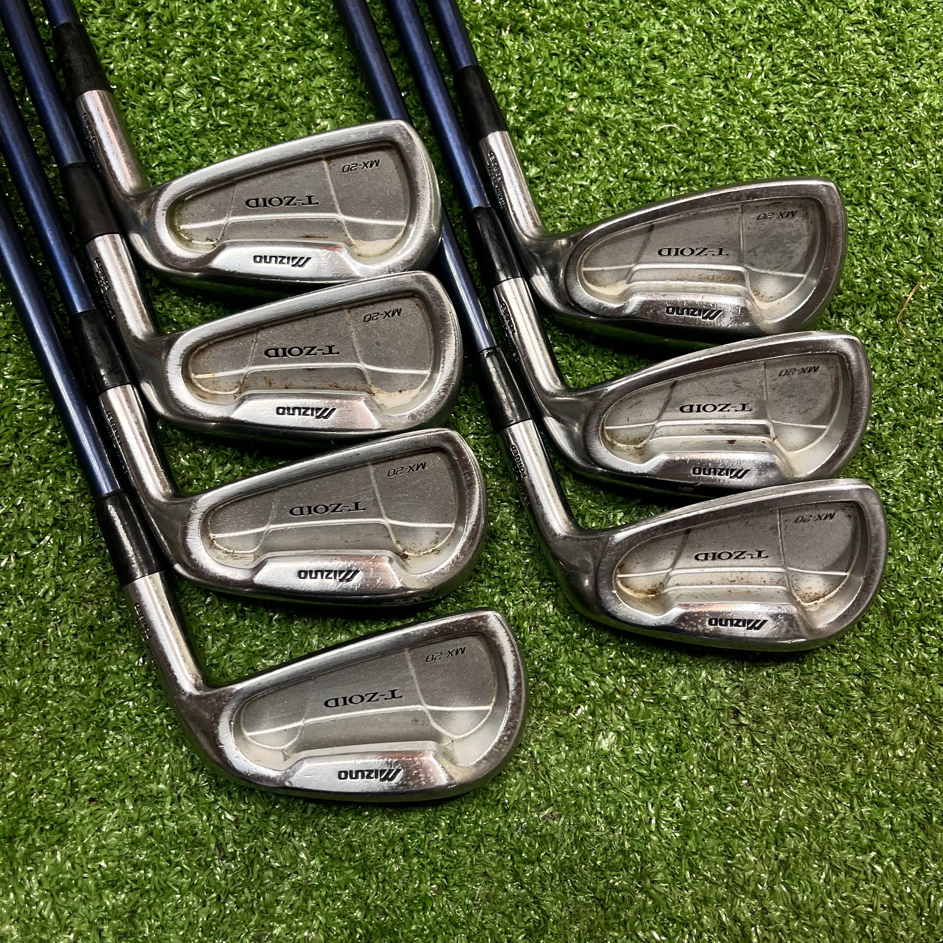 Mizuno I-ZOID MX-20 Iron Set 4-PW Graphite Regular Flex RH